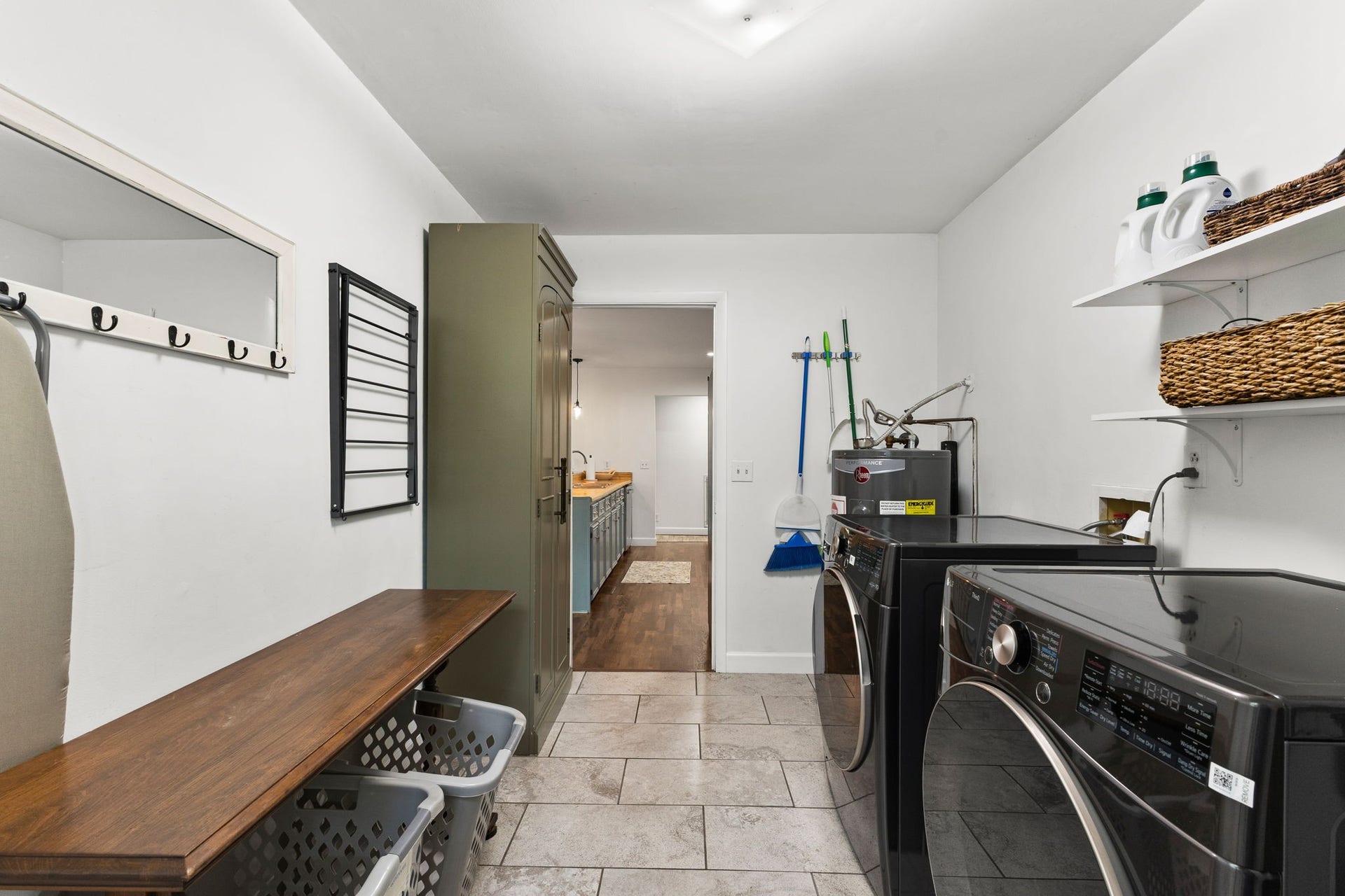 2879 Lyncrest Dr, Nashville, TN 37214 2879 Lyncrest Dr, Nashville, TN 37214