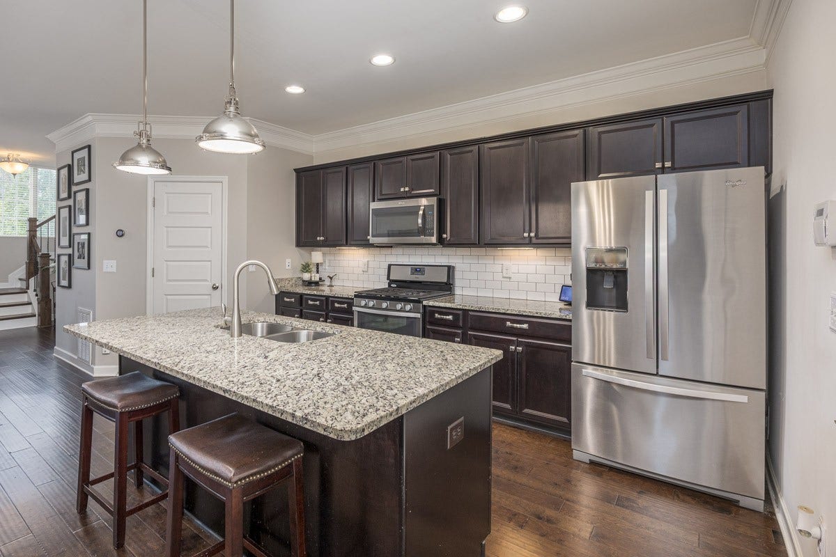7392 Old Harding Pike, Nashville, TN 37221 7392 Old Harding Pike, Nashville, TN 37221