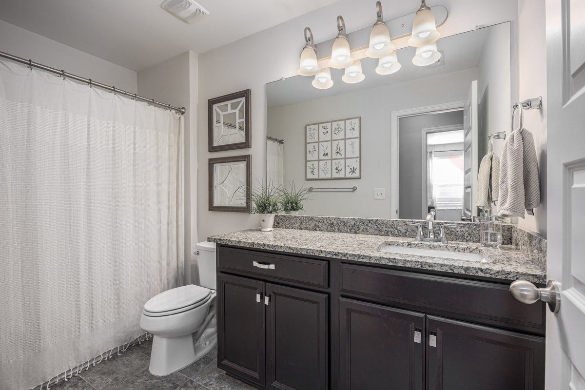 7392 Old Harding Pike, Nashville, TN 37221 7392 Old Harding Pike, Nashville, TN 37221
