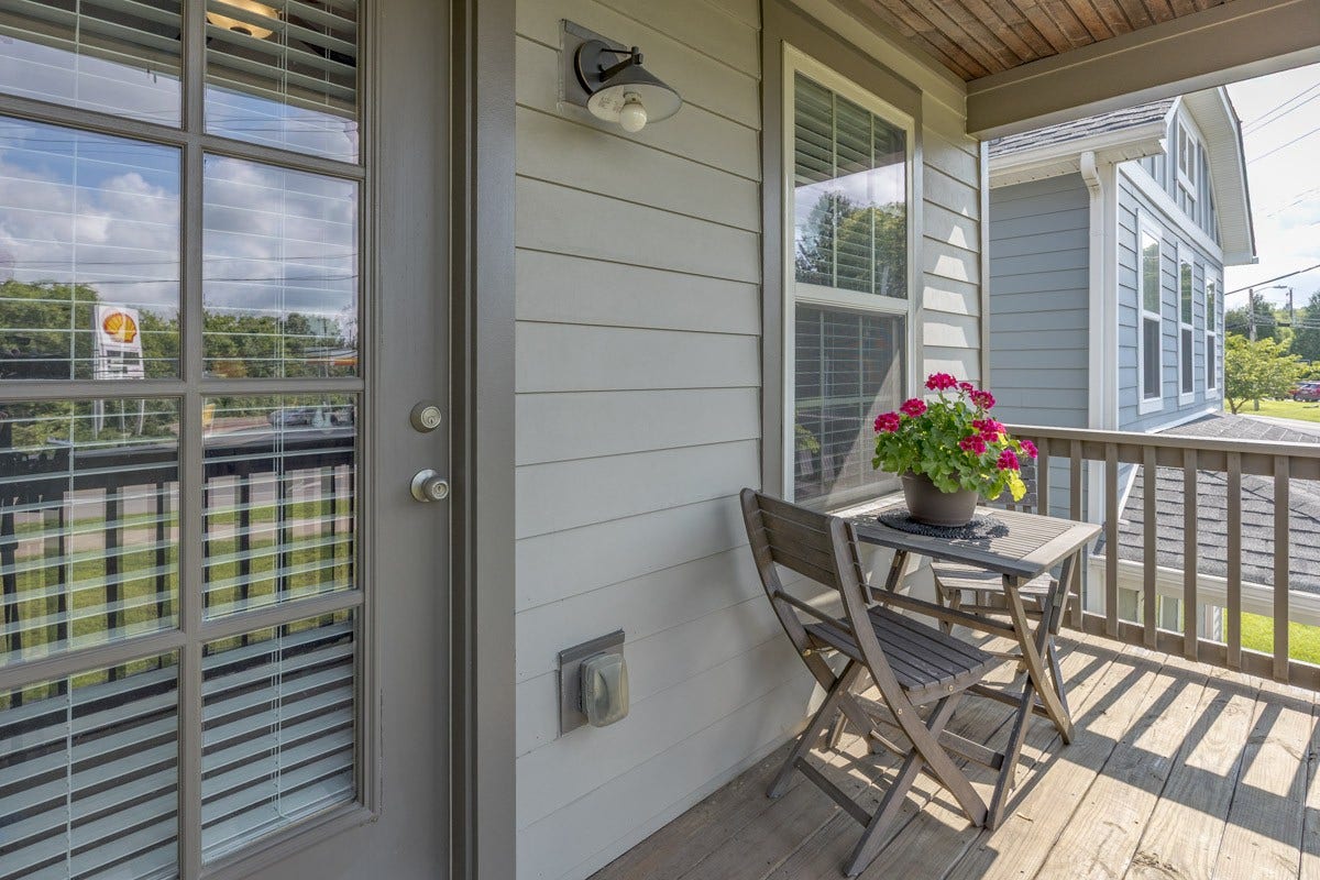 7392 Old Harding Pike, Nashville, TN 37221 7392 Old Harding Pike, Nashville, TN 37221