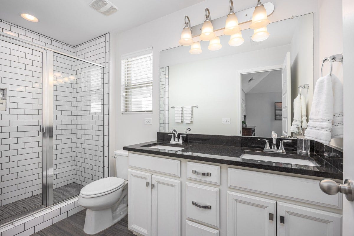 7392 Old Harding Pike, Nashville, TN 37221 7392 Old Harding Pike, Nashville, TN 37221