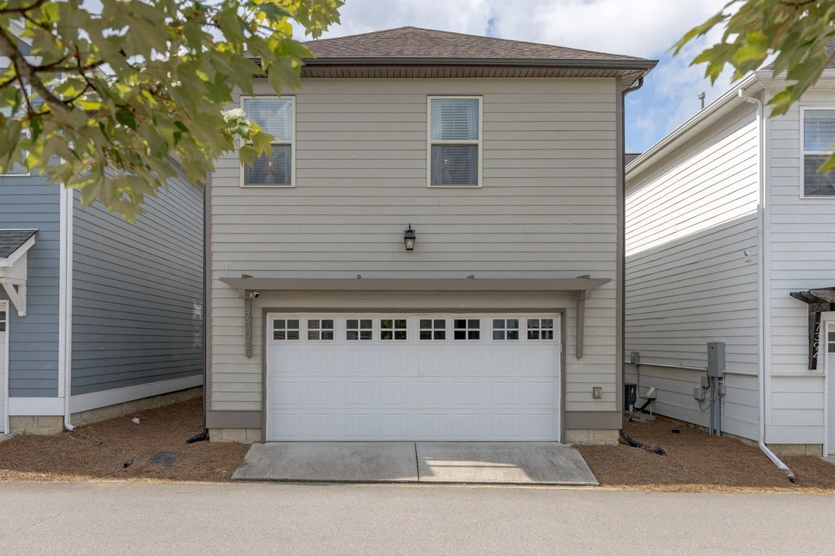 7392 Old Harding Pike, Nashville, TN 37221 7392 Old Harding Pike, Nashville, TN 37221