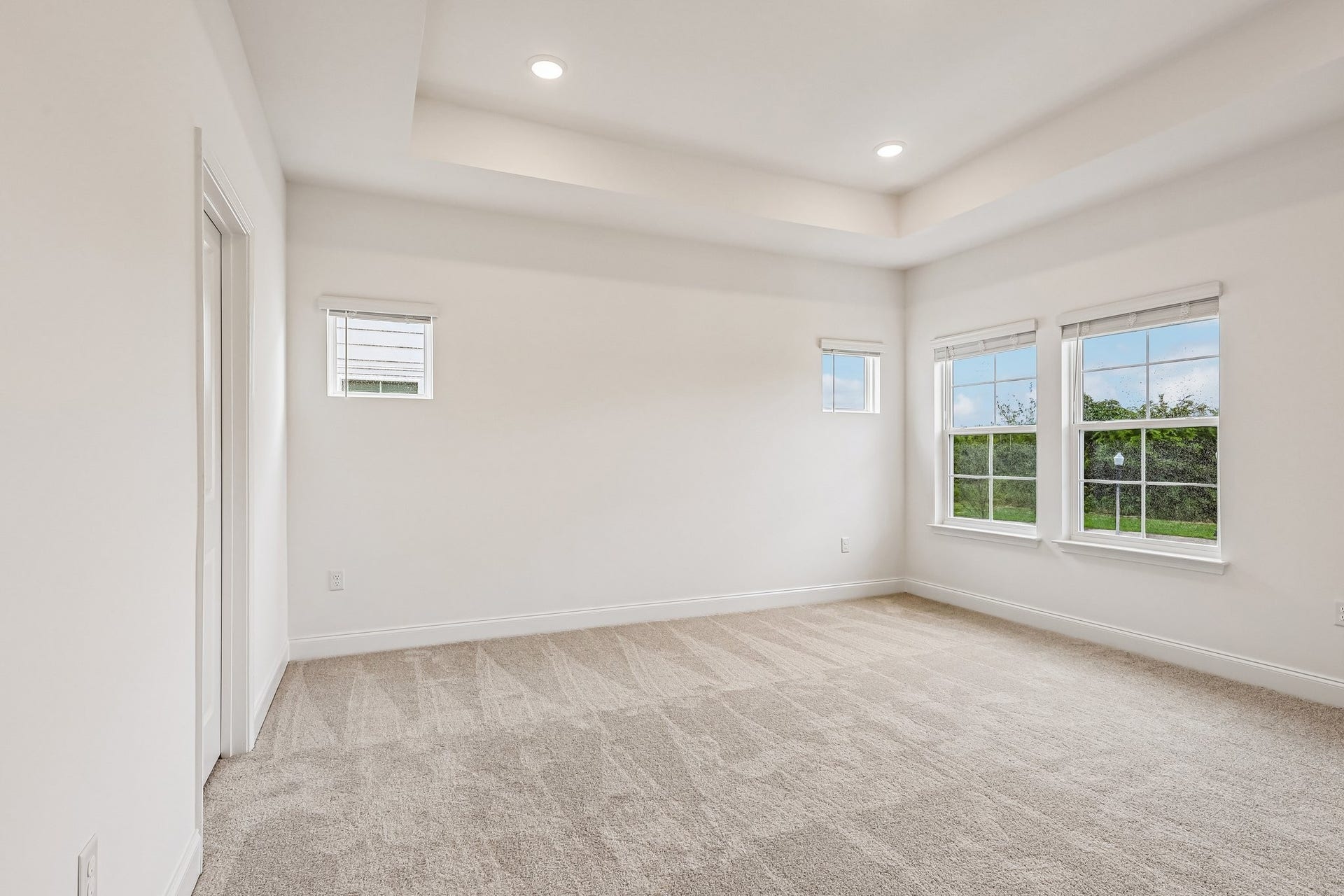 2705 Wilkinson Pike, #2, Murfreesboro, TN 37129 Strategically placed windows fill the space with natural light, enhancing the bright, serene atmosphere and creating a warm and inviting retreat.