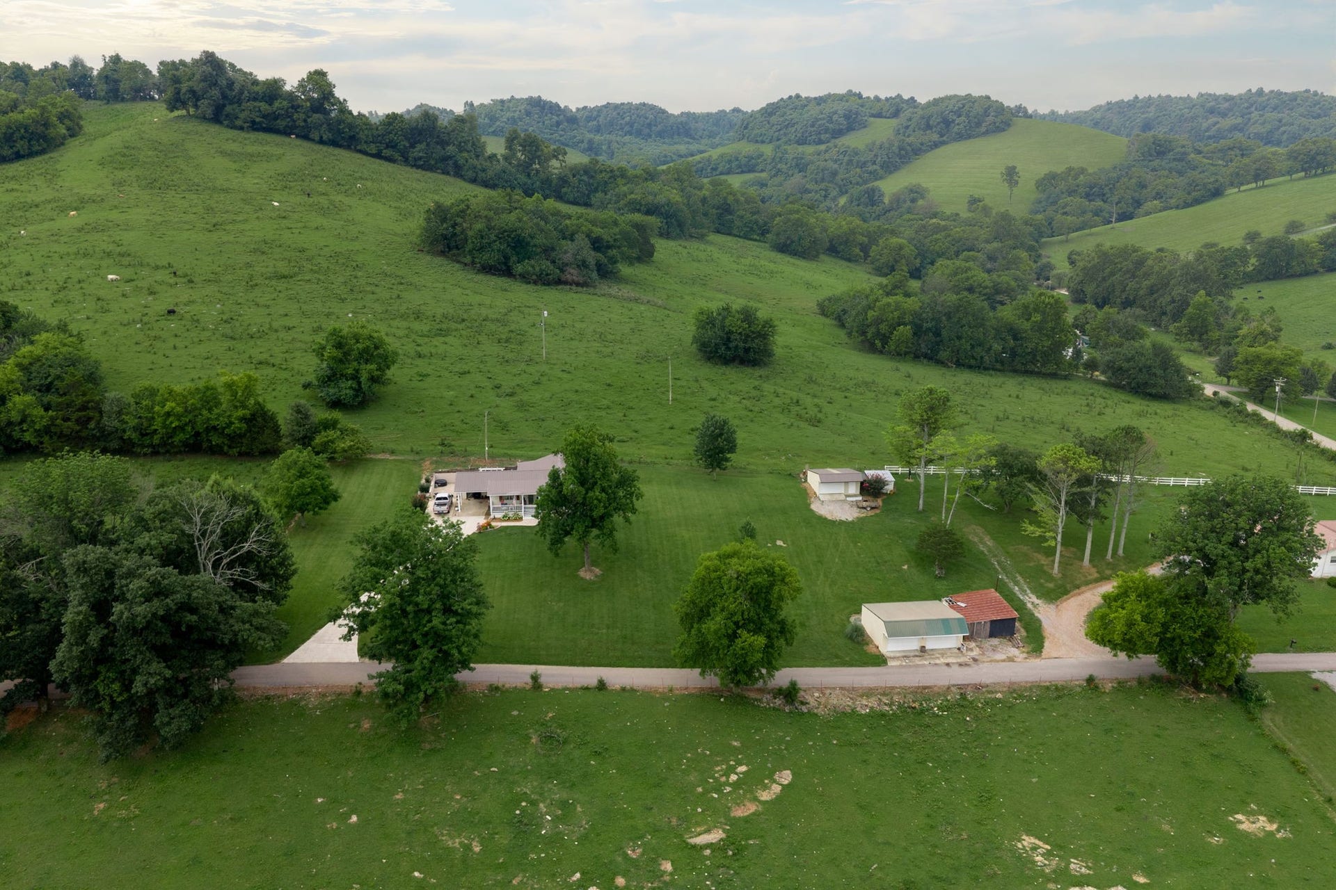 120 Gerald Boyce Rd, Shelbyville, TN 37160 120 Gerald Boyce Rd, Shelbyville, TN 37160