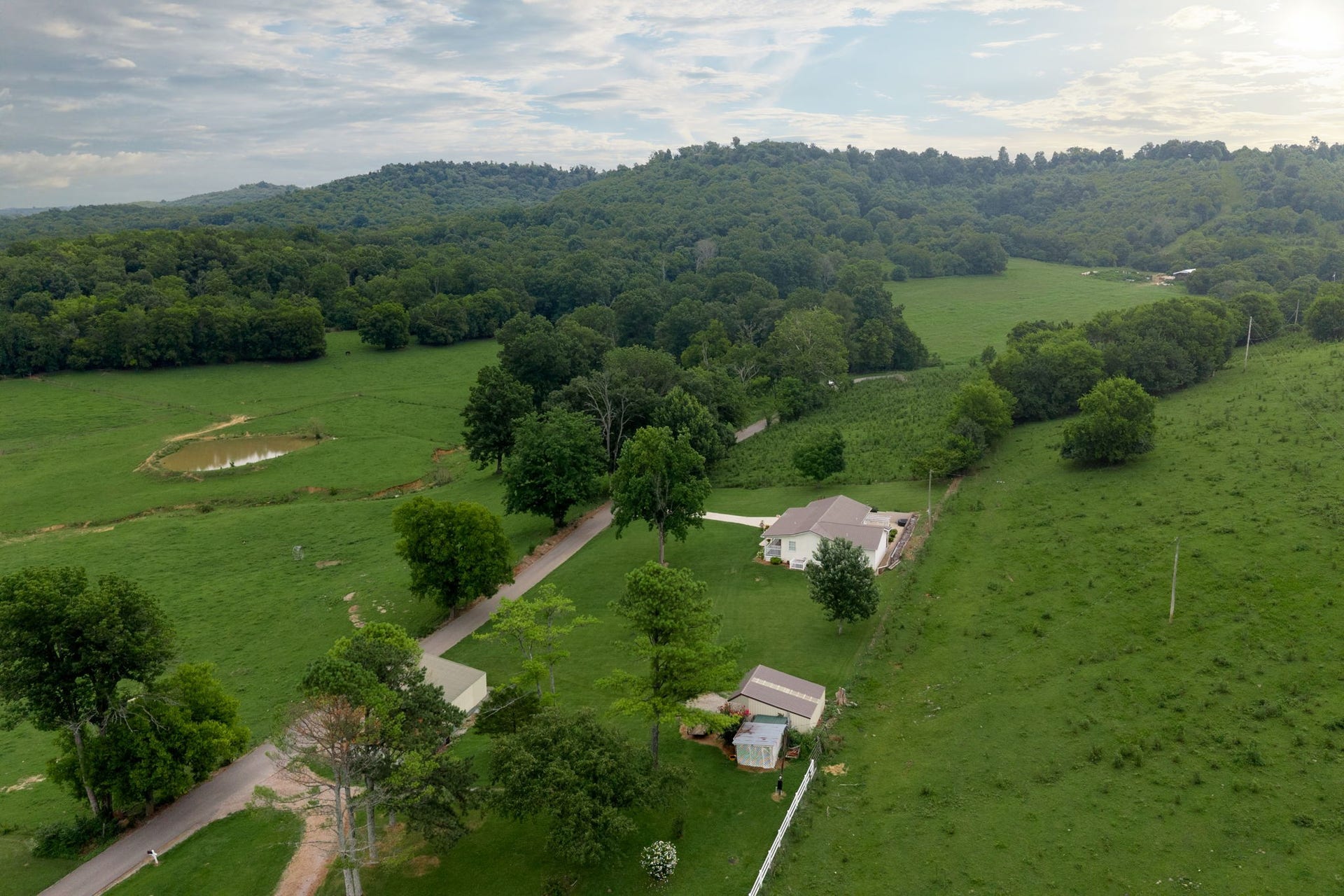 120 Gerald Boyce Rd, Shelbyville, TN 37160 120 Gerald Boyce Rd, Shelbyville, TN 37160