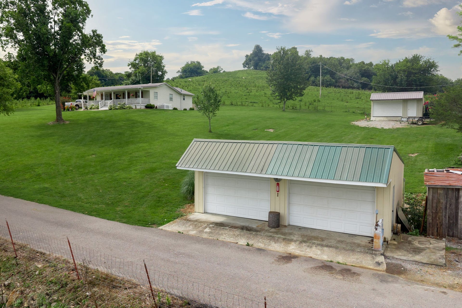 120 Gerald Boyce Rd, Shelbyville, TN 37160 120 Gerald Boyce Rd, Shelbyville, TN 37160