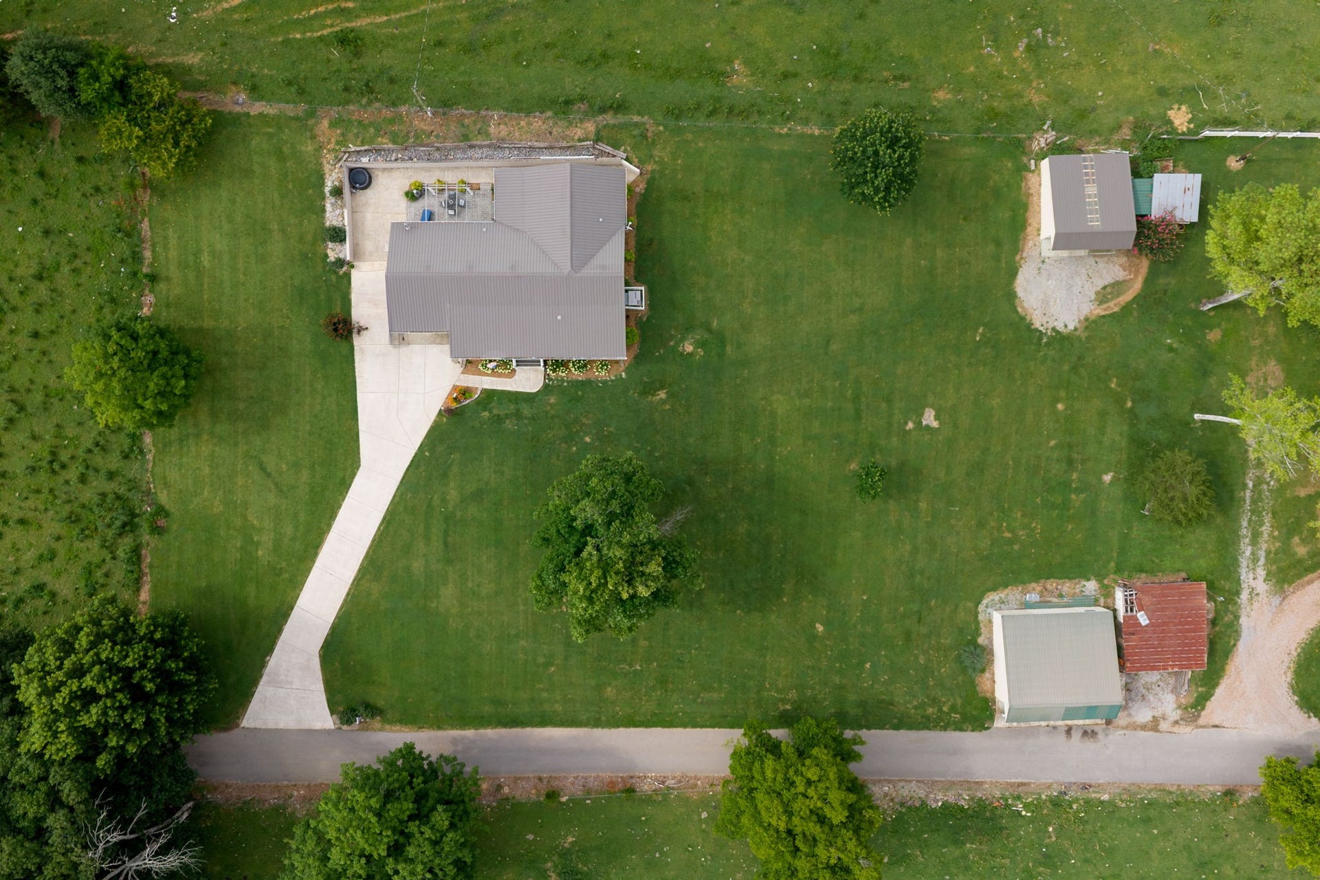 120 Gerald Boyce Rd, Shelbyville, TN 37160 120 Gerald Boyce Rd, Shelbyville, TN 37160