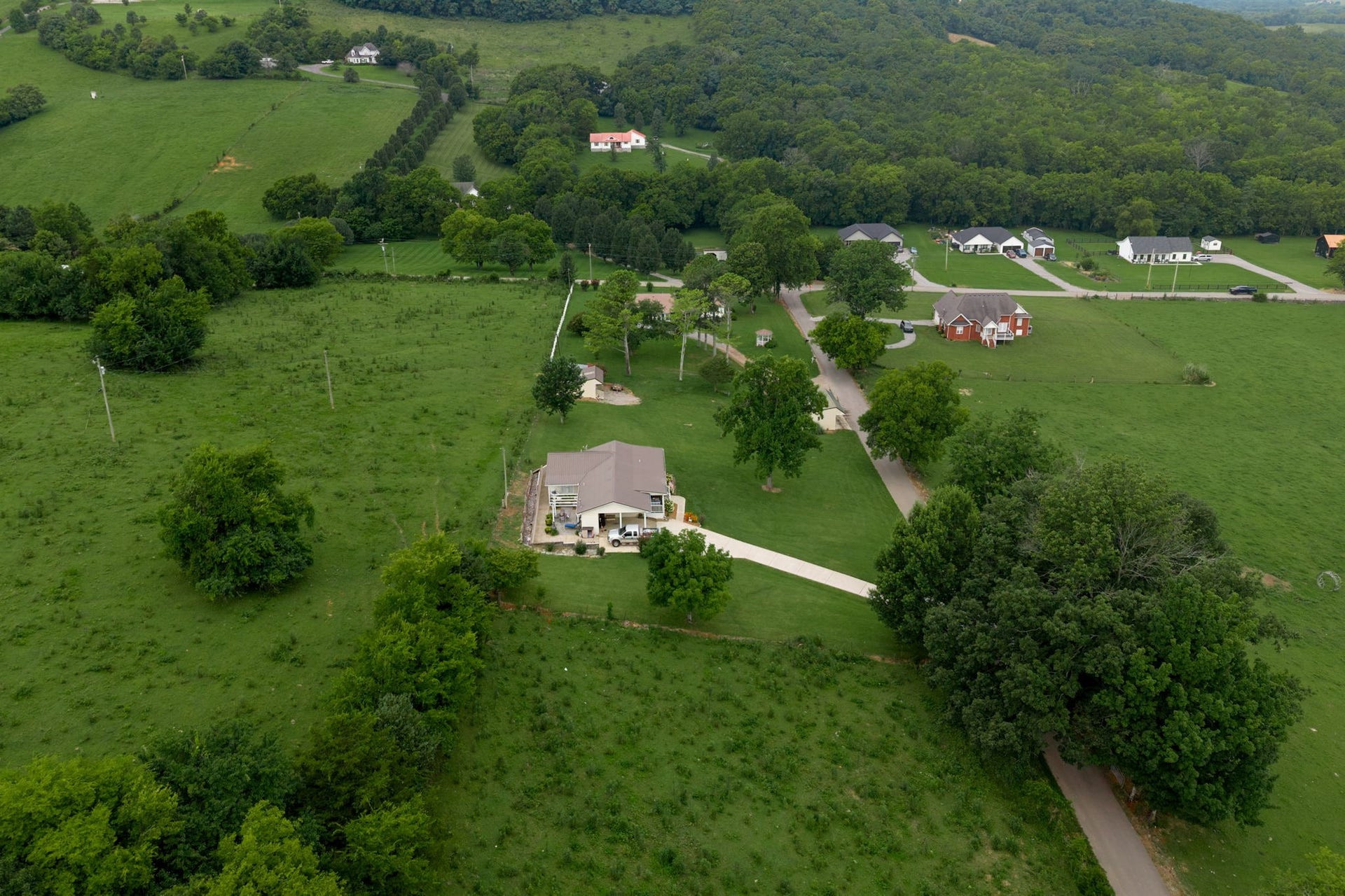 120 Gerald Boyce Rd, Shelbyville, TN 37160 120 Gerald Boyce Rd, Shelbyville, TN 37160