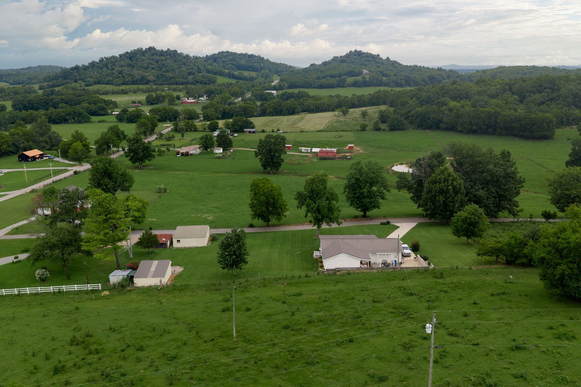 120 Gerald Boyce Rd, Shelbyville, TN 37160 120 Gerald Boyce Rd, Shelbyville, TN 37160