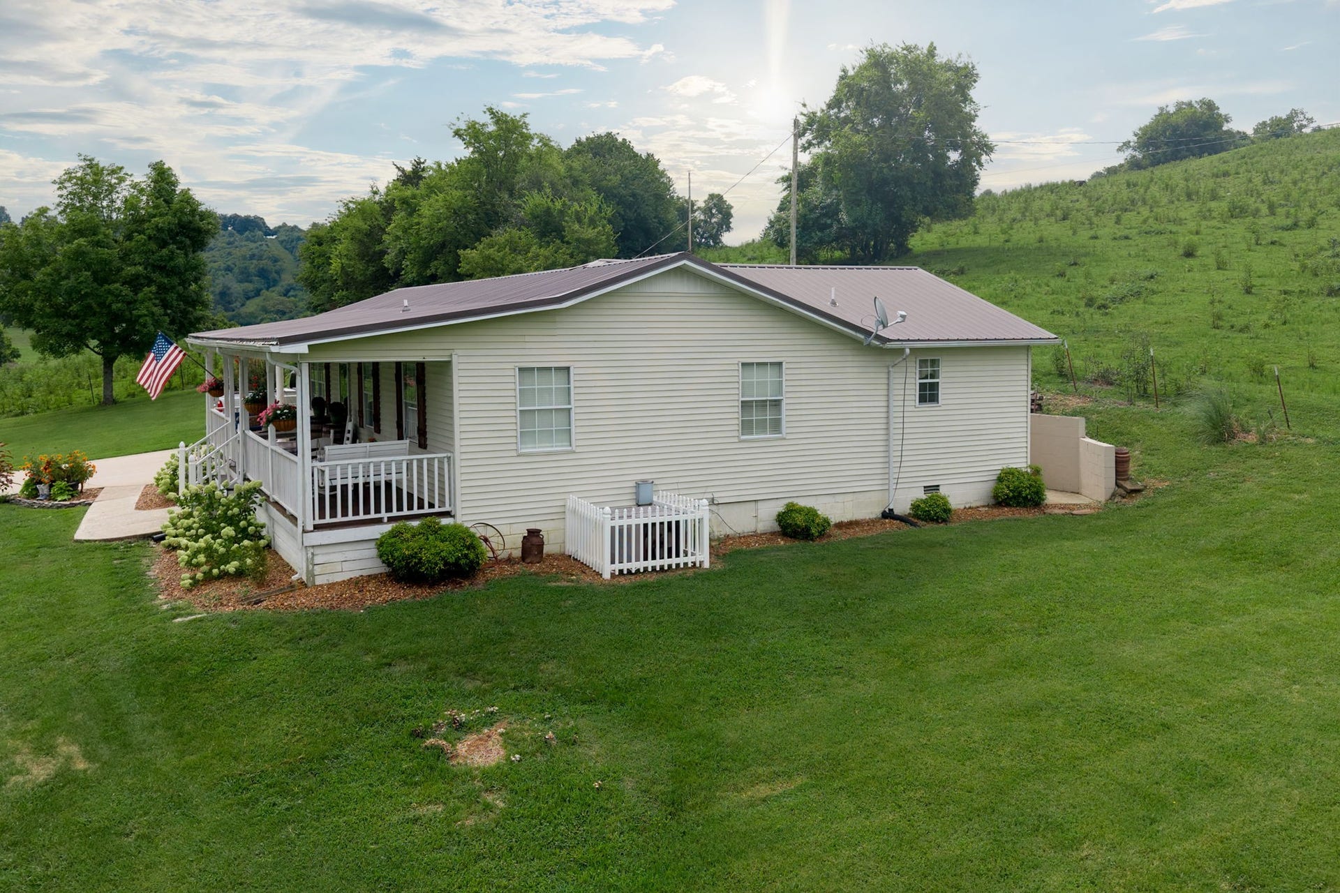 120 Gerald Boyce Rd, Shelbyville, TN 37160 120 Gerald Boyce Rd, Shelbyville, TN 37160