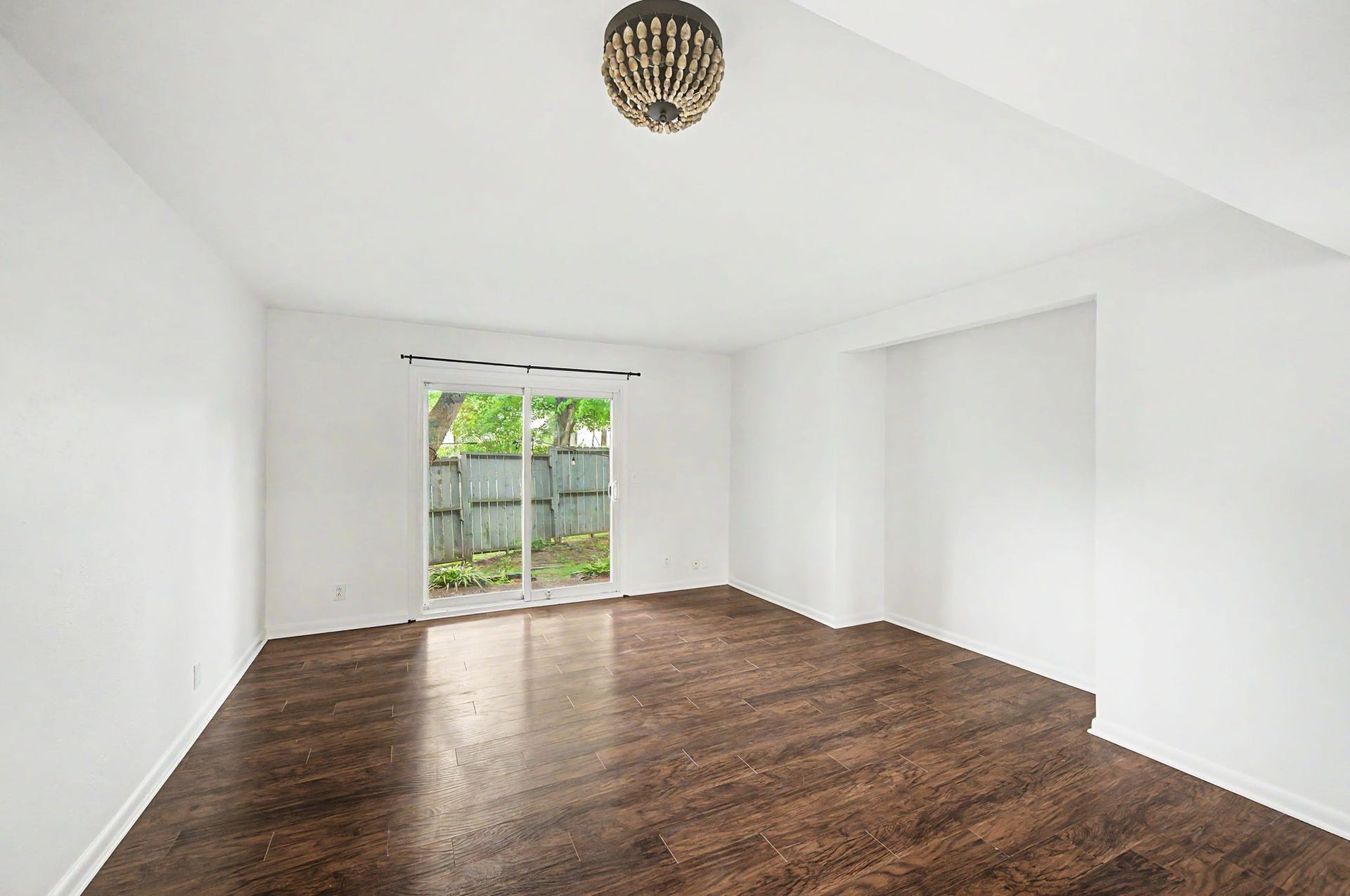 21 Vaughns Gap Rd, #4, Nashville, TN 37205 21 Vaughns Gap Rd, #4, Nashville, TN 37205