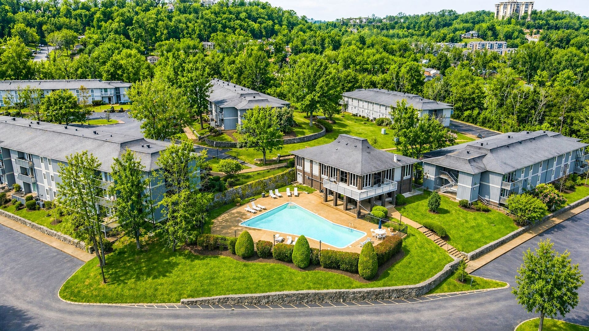 21 Vaughns Gap Rd, #4, Nashville, TN 37205 21 Vaughns Gap Rd, #4, Nashville, TN 37205