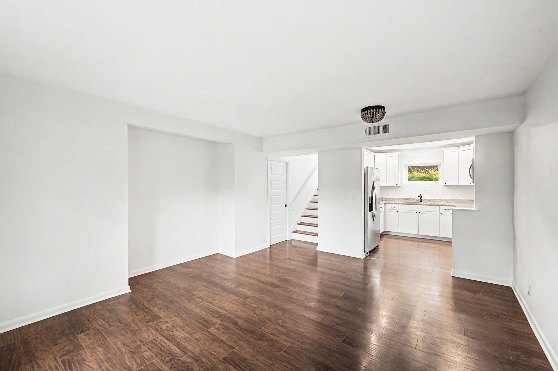 21 Vaughns Gap Rd, #4, Nashville, TN 37205 21 Vaughns Gap Rd, #4, Nashville, TN 37205