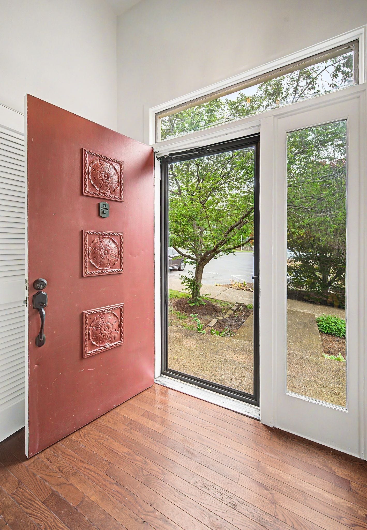 21 Vaughns Gap Rd, #4, Nashville, TN 37205 21 Vaughns Gap Rd, #4, Nashville, TN 37205