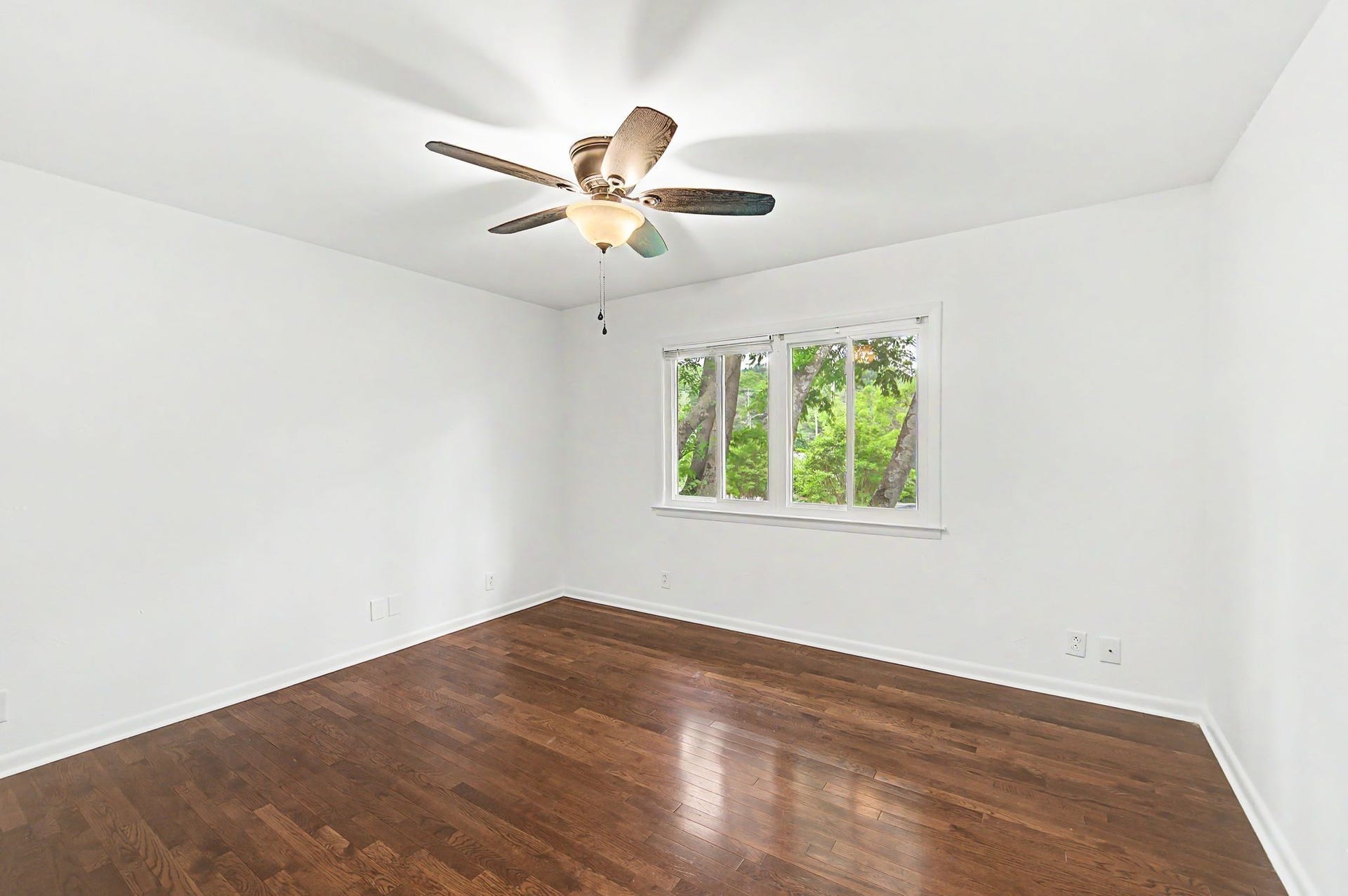 21 Vaughns Gap Rd, #4, Nashville, TN 37205 21 Vaughns Gap Rd, #4, Nashville, TN 37205