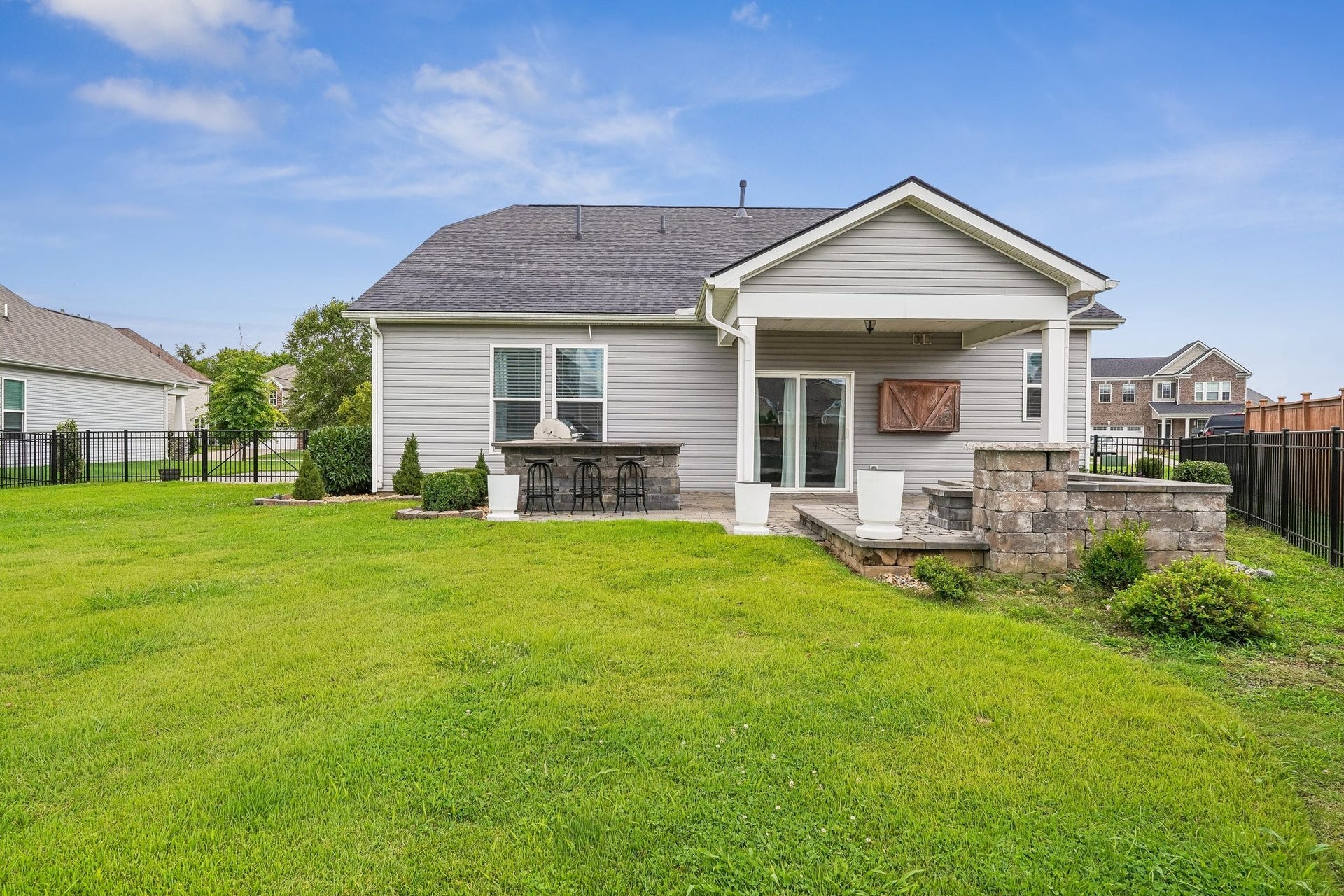 3438 Hyde Ct, Murfreesboro, TN 37128 Covered patio with an outdoor tv box