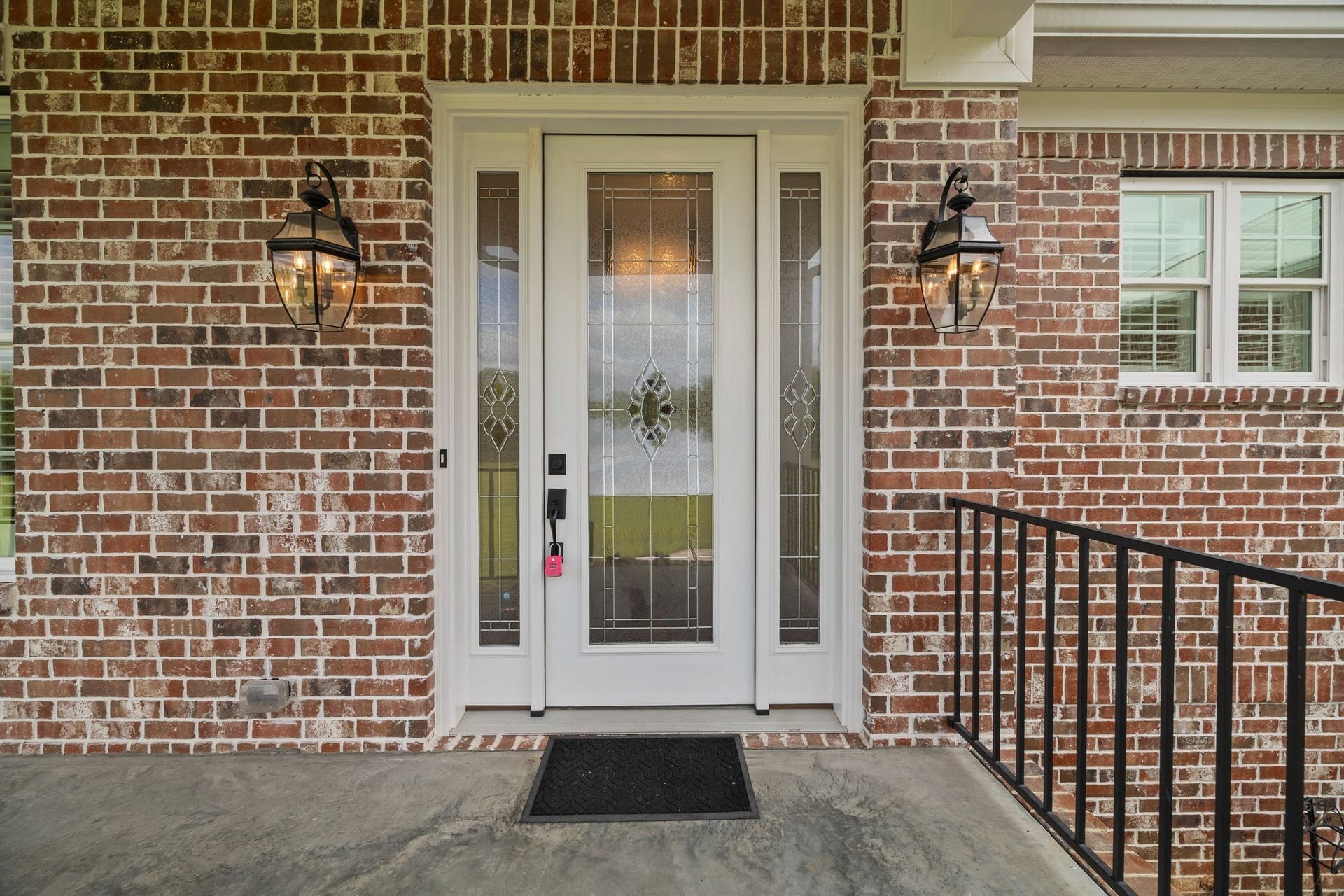 808 N Main St, Mount Pleasant, TN 38474 808 N Main St, Mount Pleasant, TN 38474