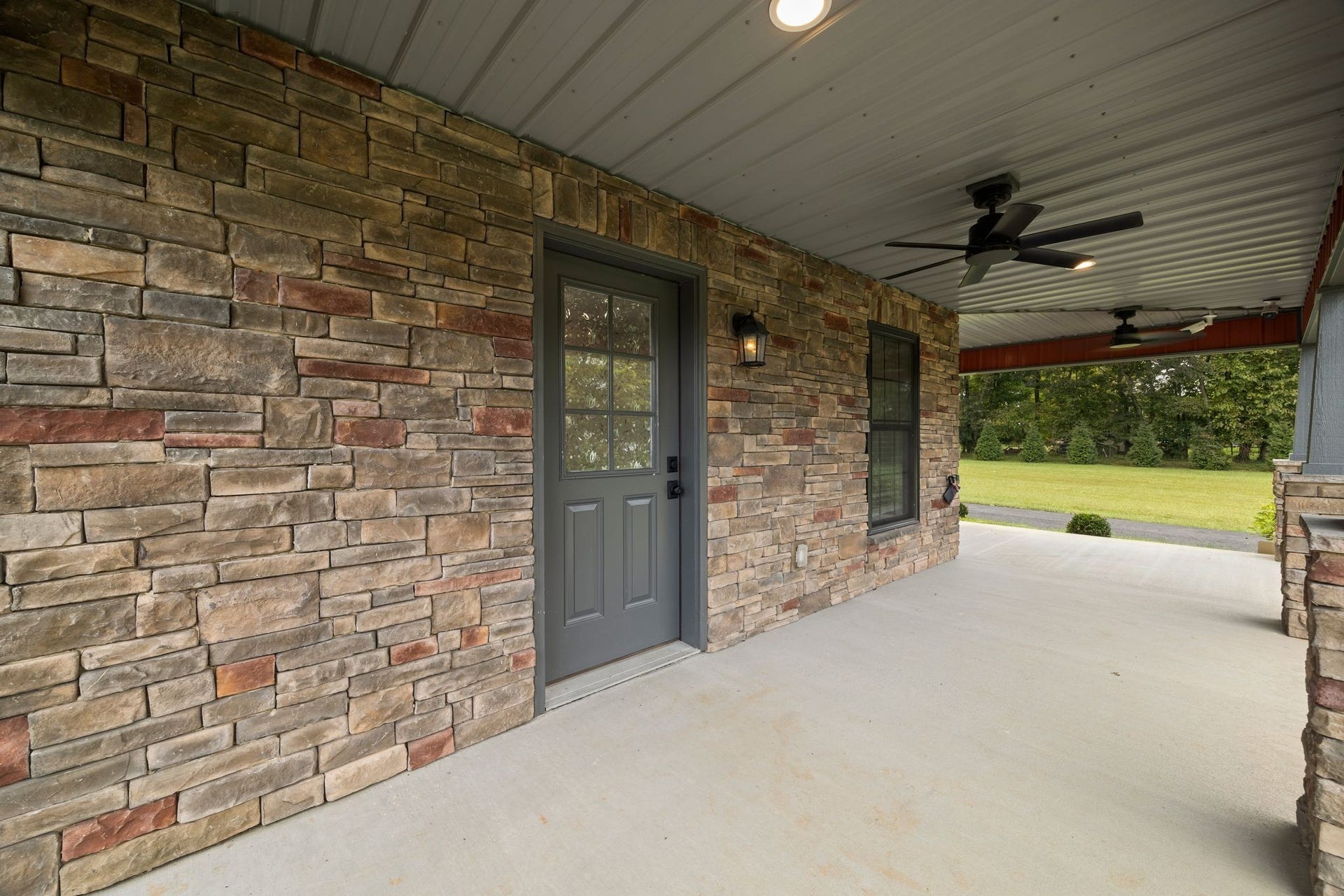 808 N Main St, Mount Pleasant, TN 38474 808 N Main St, Mount Pleasant, TN 38474