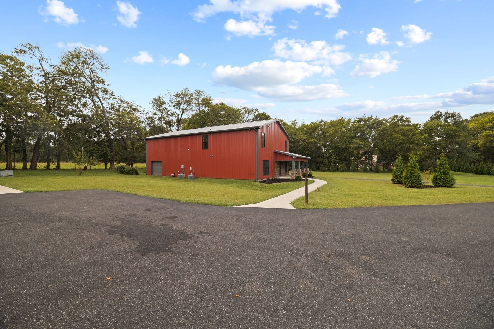 808 N Main St, Mount Pleasant, TN 38474 808 N Main St, Mount Pleasant, TN 38474