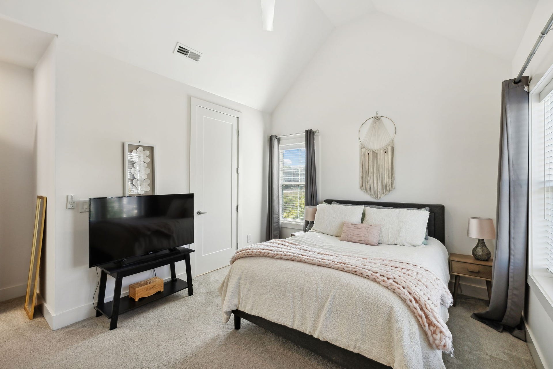 644 Nashua Ln, Nashville, TN 37209 644 Nashua Ln, Nashville, TN 37209
