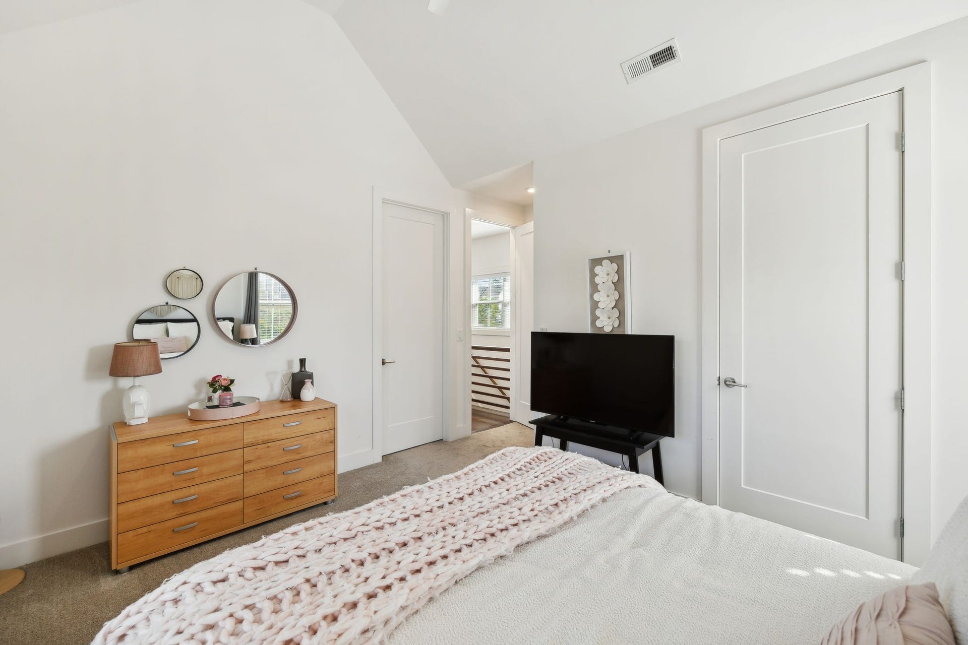 644 Nashua Ln, Nashville, TN 37209 644 Nashua Ln, Nashville, TN 37209