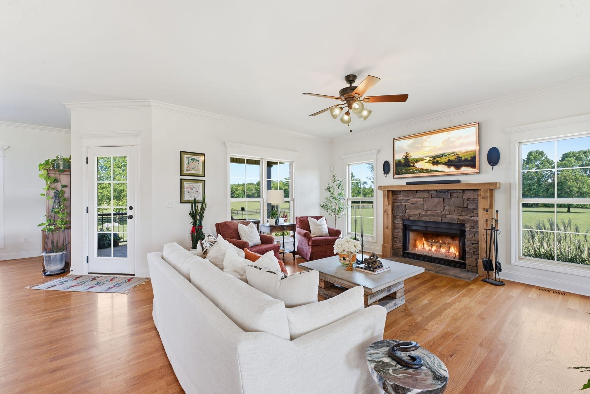 4555 Webb Rd, Murfreesboro, TN 37128 4555 Webb Rd, Murfreesboro, TN 37128