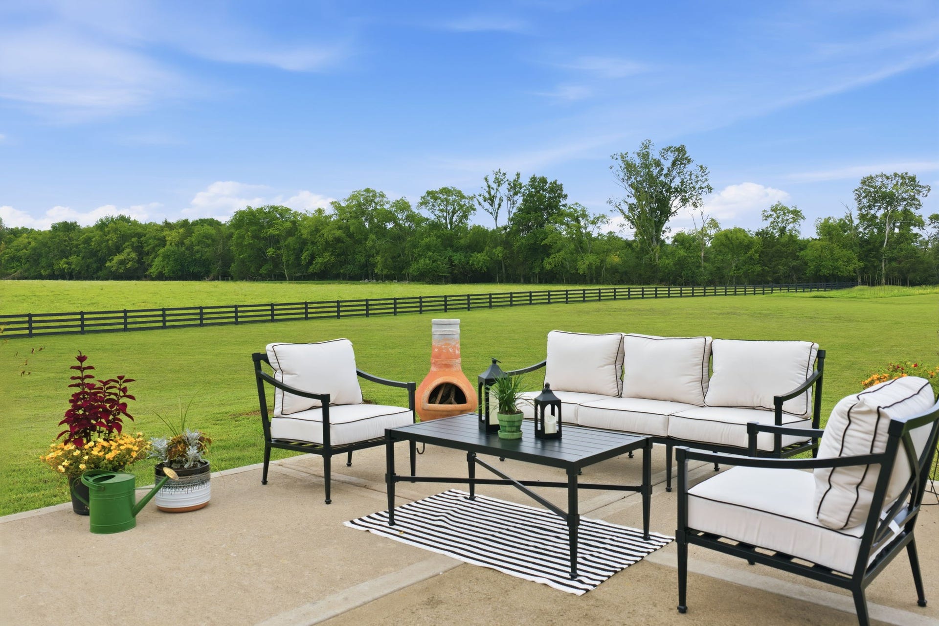 4555 Webb Rd, Murfreesboro, TN 37128 4555 Webb Rd, Murfreesboro, TN 37128