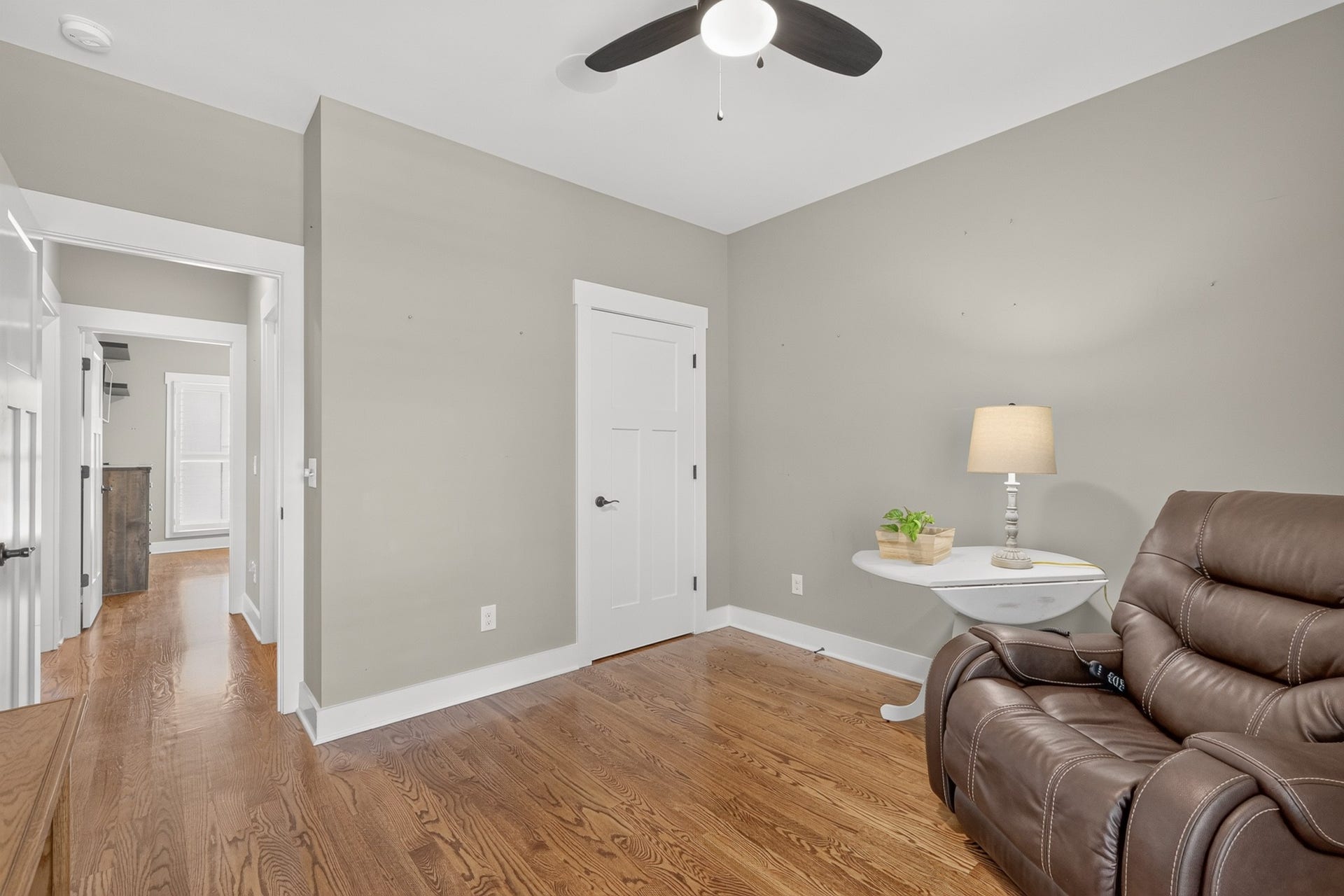 197 Bluegrass Rd, Manchester, TN 37355 Bedroom 3 features hardwood floors and large closet