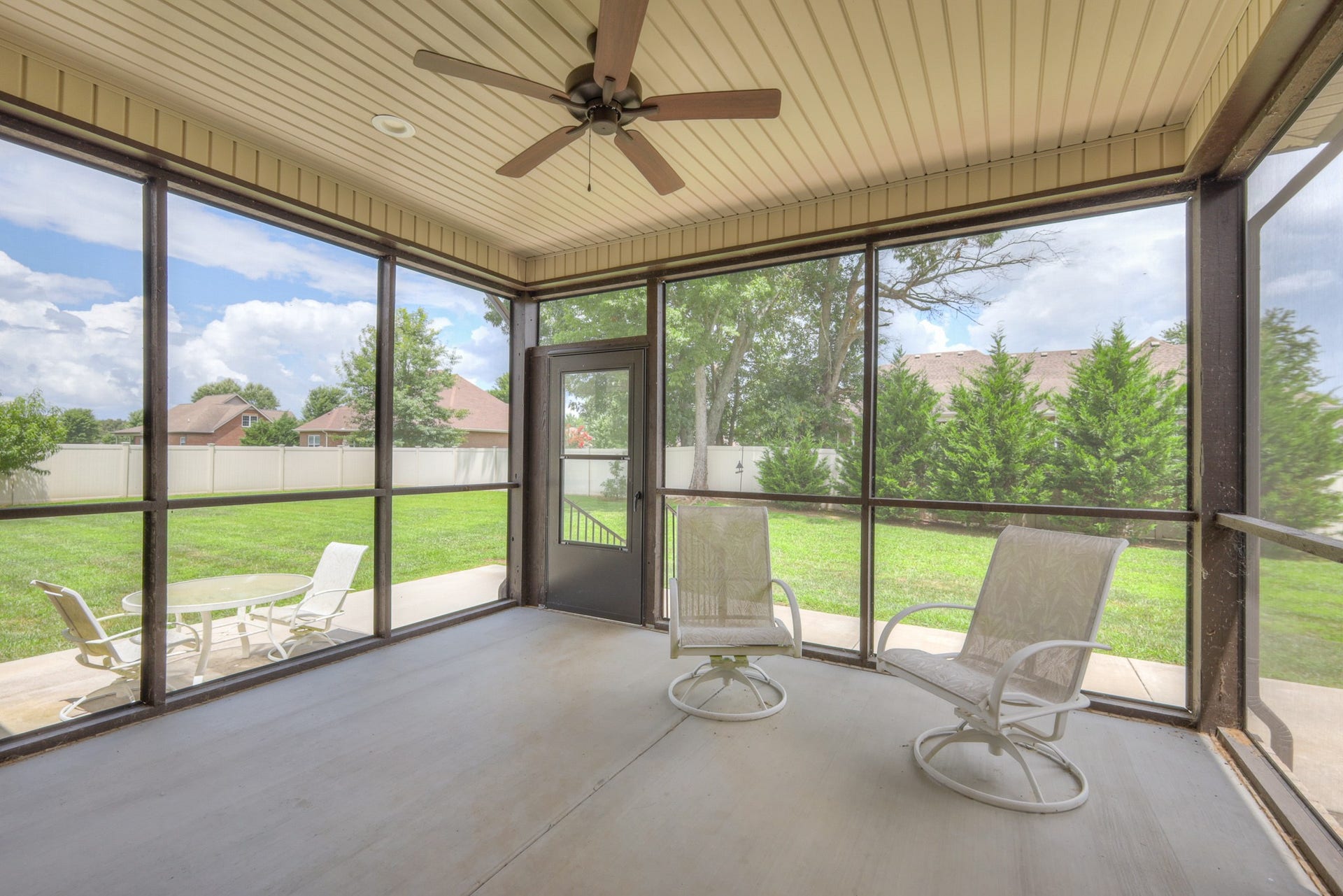 197 Bluegrass Rd, Manchester, TN 37355 197 Bluegrass Rd, Manchester, TN 37355