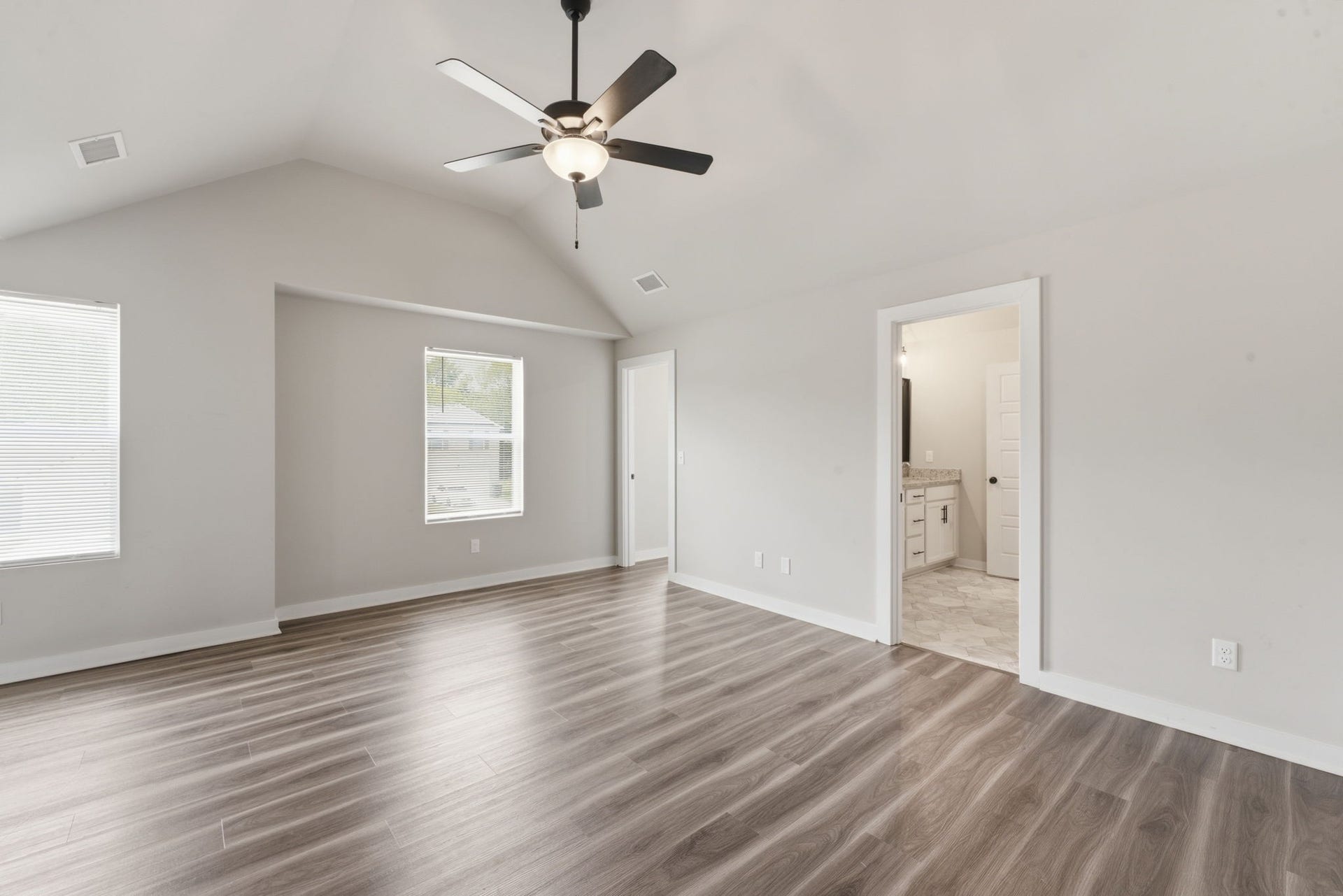 2226 Seahunter Ct, Murfreesboro, TN 37127 2226 Seahunter Ct, Murfreesboro, TN 37127