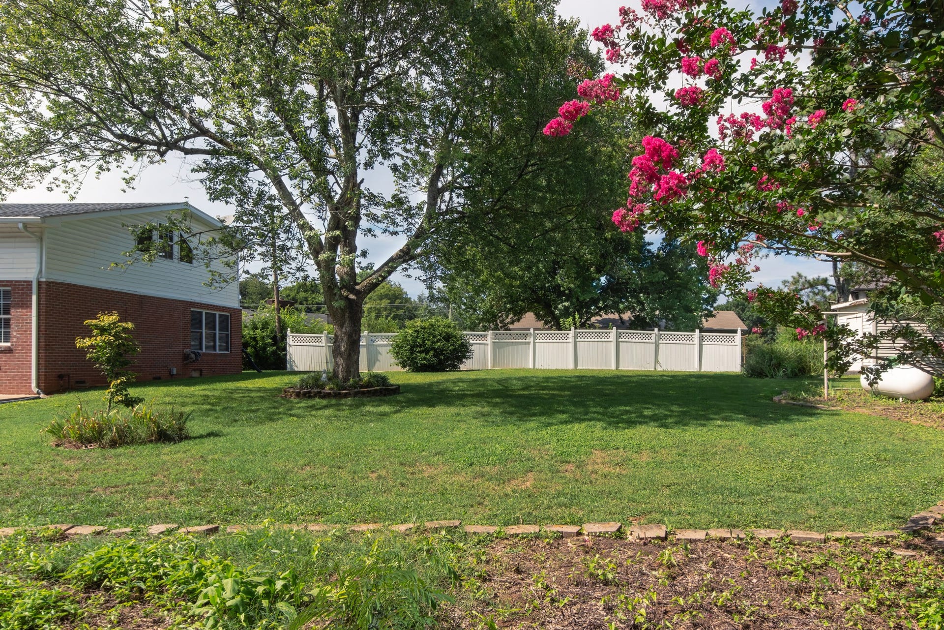 2010 Sanders Ct, Murfreesboro, TN 37129 2010 Sanders Ct, Murfreesboro, TN 37129