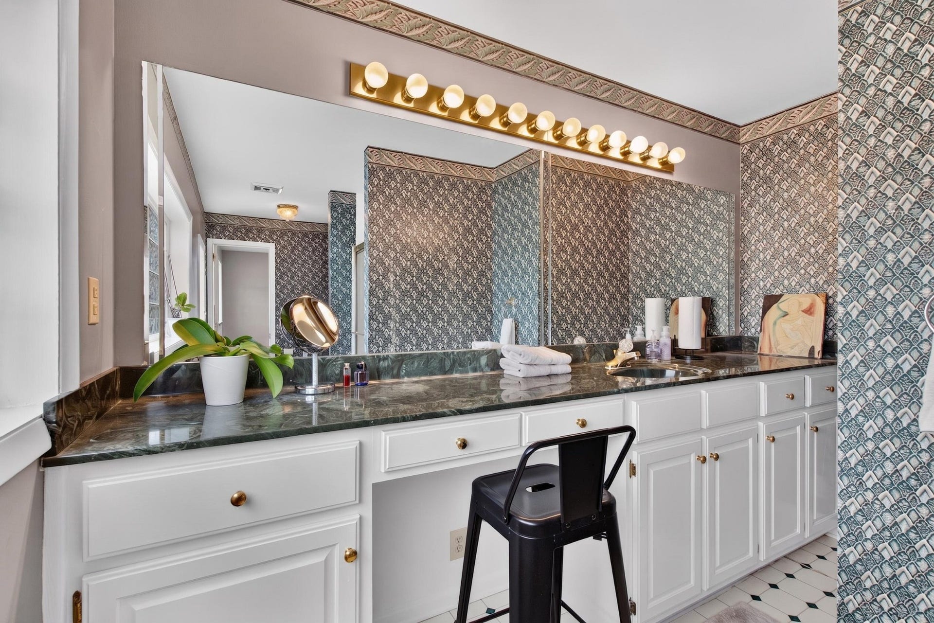 2010 Sanders Ct, Murfreesboro, TN 37129 2010 Sanders Ct, Murfreesboro, TN 37129