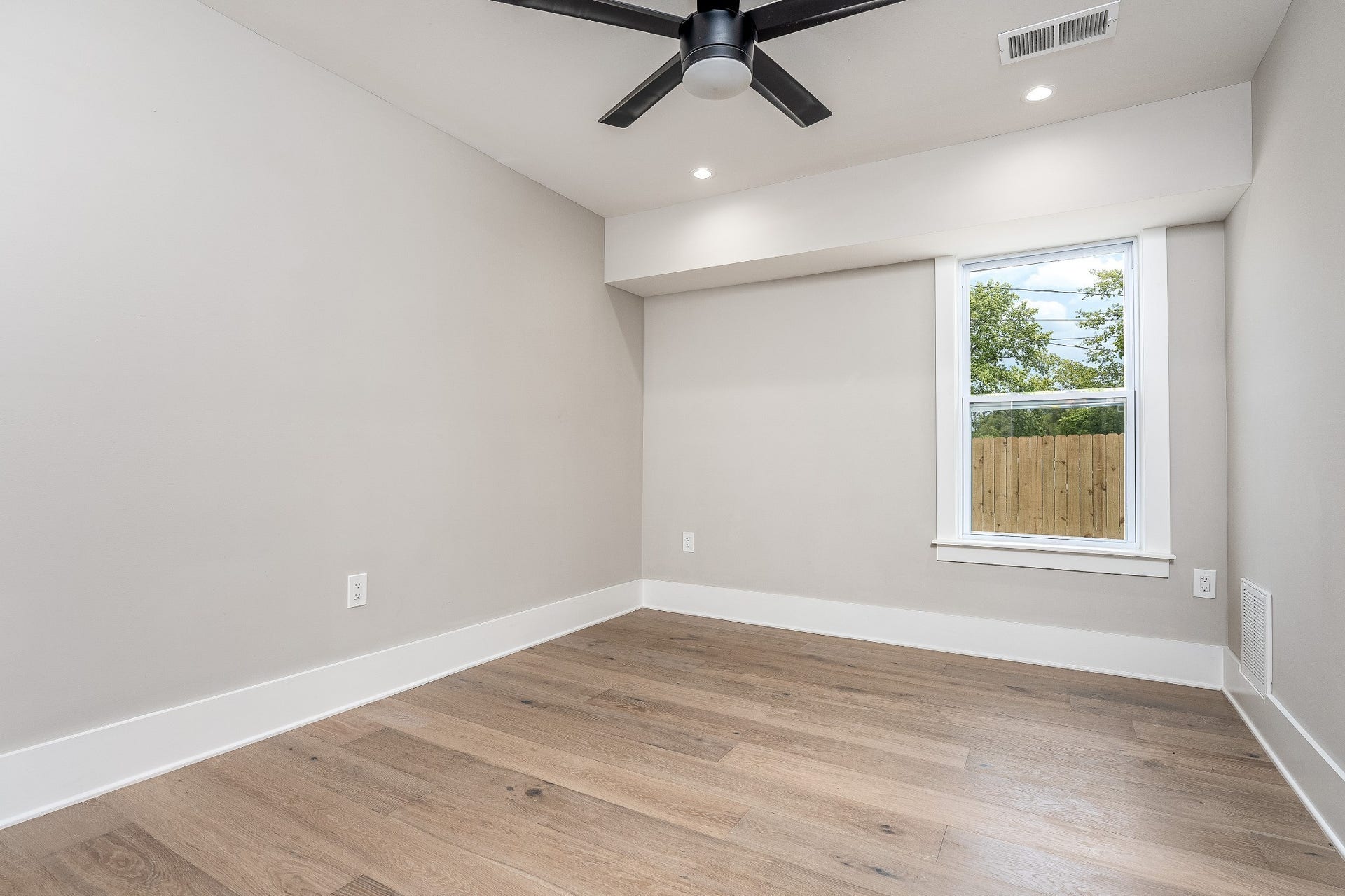 428 E Trinity Ln, #B, Nashville, TN 37207 First Floor Bedroom with Ensuite Bathroom and tile shower surround.