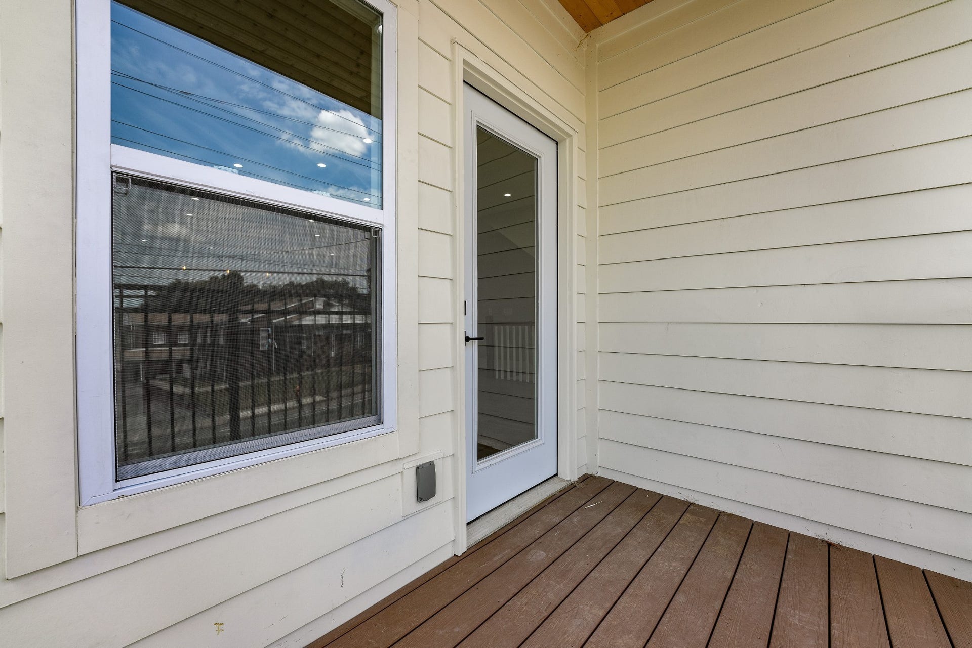 428 E Trinity Ln, #B, Nashville, TN 37207 Primary Bedroom Suite Walk-out Balcony