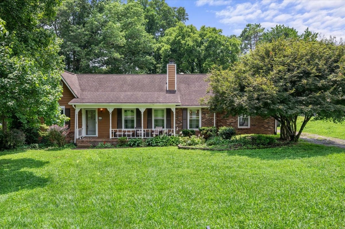 607 Cumberland Dr, Columbia, TN 38401 607 Cumberland Dr, Columbia, TN 38401