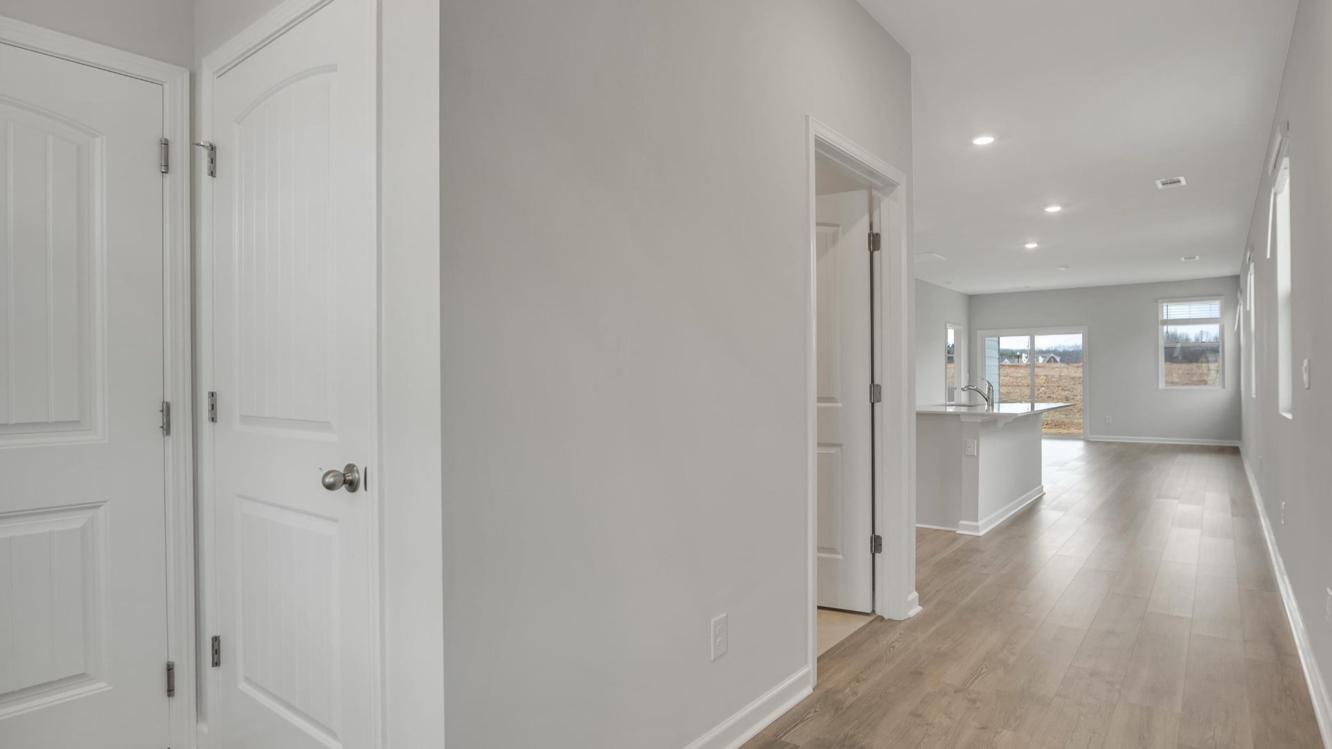 4837 Clousden Way, Murfreesboro, TN 37129 PHOTOS ARE SAMPLES OF HOME IN ANOTHER COMMUNITY