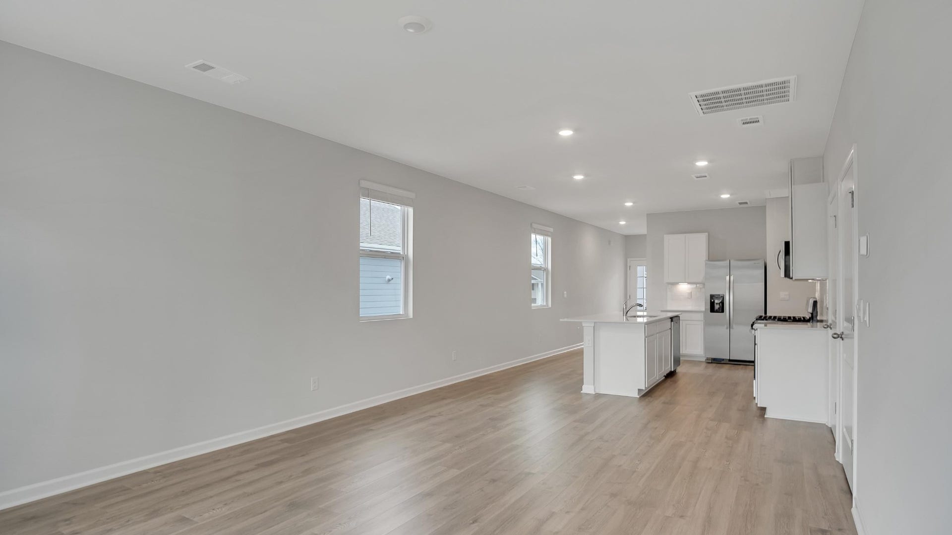 4837 Clousden Way, Murfreesboro, TN 37129 PHOTOS ARE SAMPLES OF HOME IN ANOTHER COMMUNITY