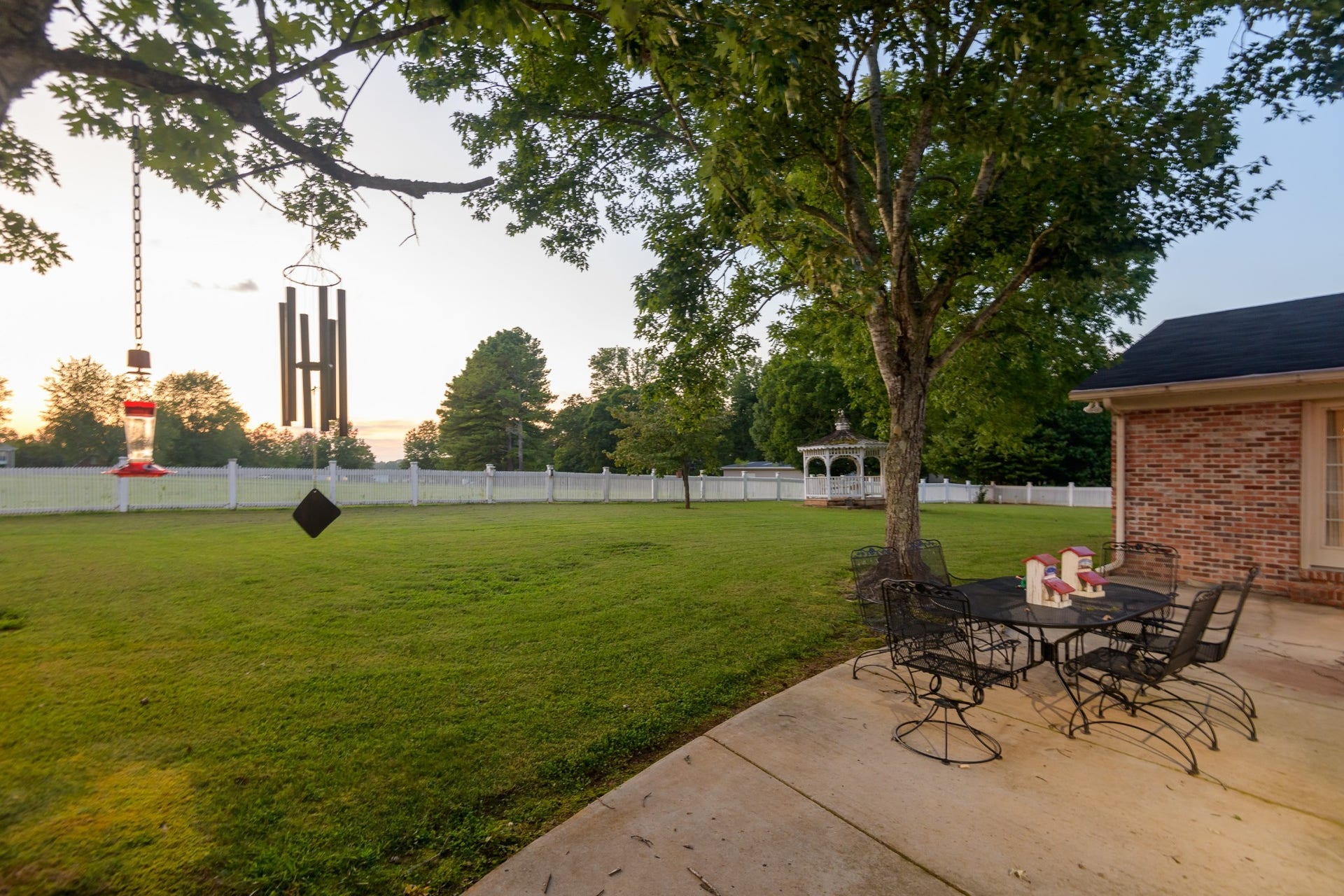 204 Greenbriar Ave, Shelbyville, TN 37160 204 Greenbriar Ave, Shelbyville, TN 37160