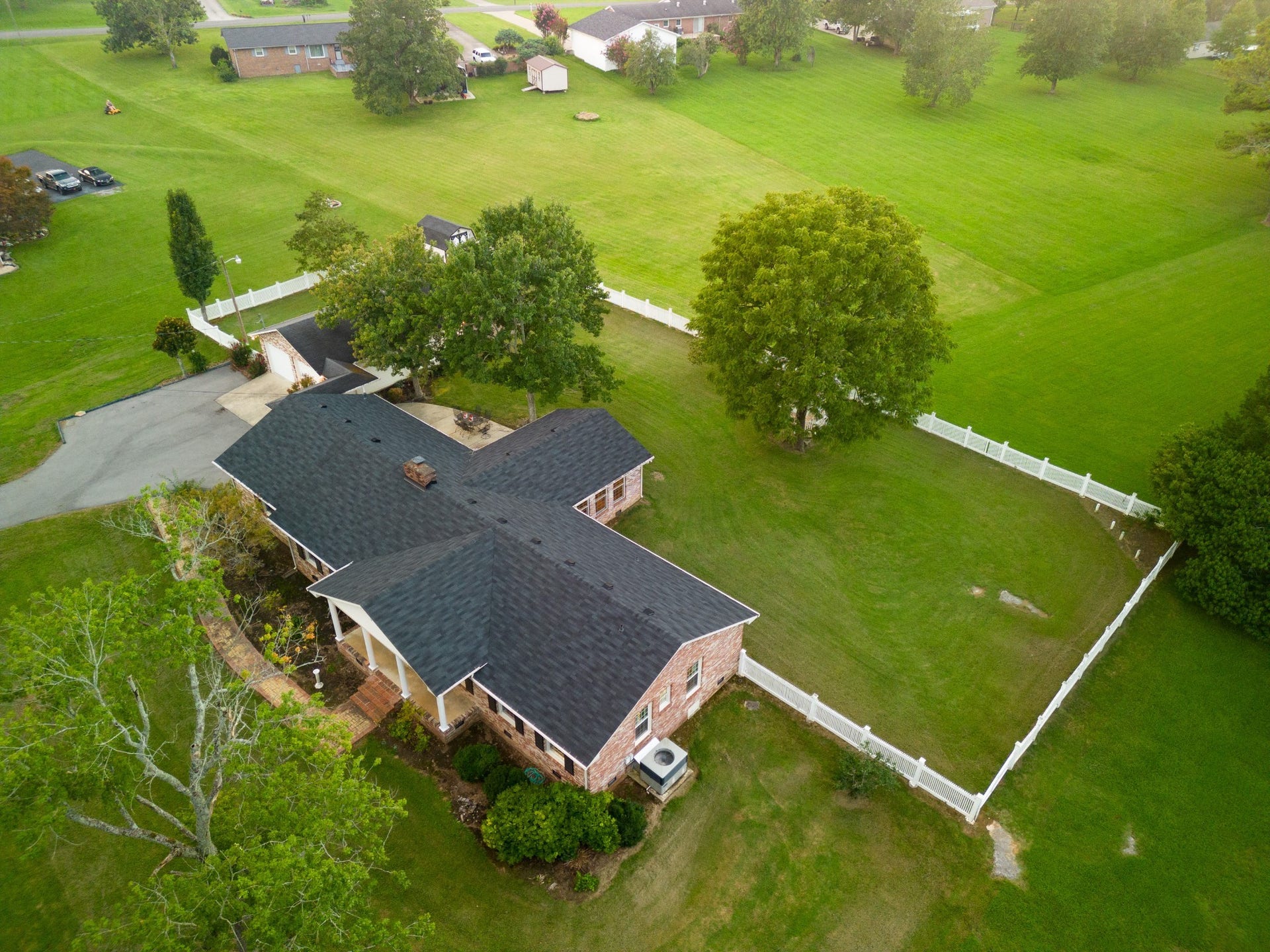 204 Greenbriar Ave, Shelbyville, TN 37160 204 Greenbriar Ave, Shelbyville, TN 37160