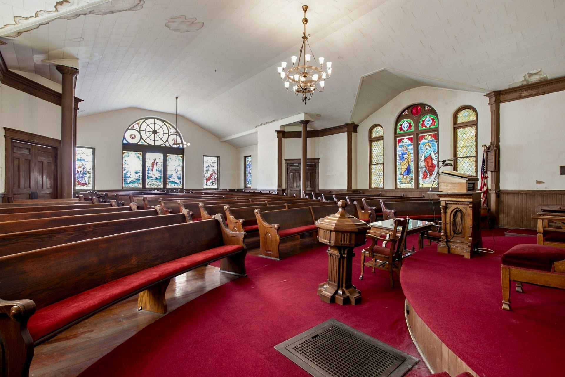 126 N Main St, Mount Pleasant, TN 38474 126 N Main St, Mount Pleasant, TN 38474