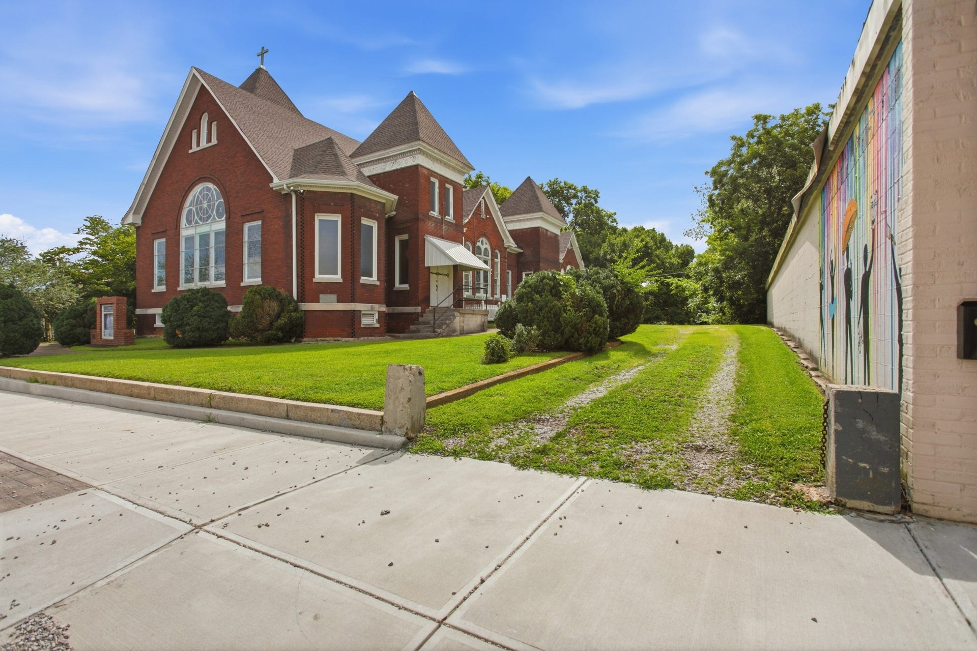 126 N Main St, Mount Pleasant, TN 38474 126 N Main St, Mount Pleasant, TN 38474