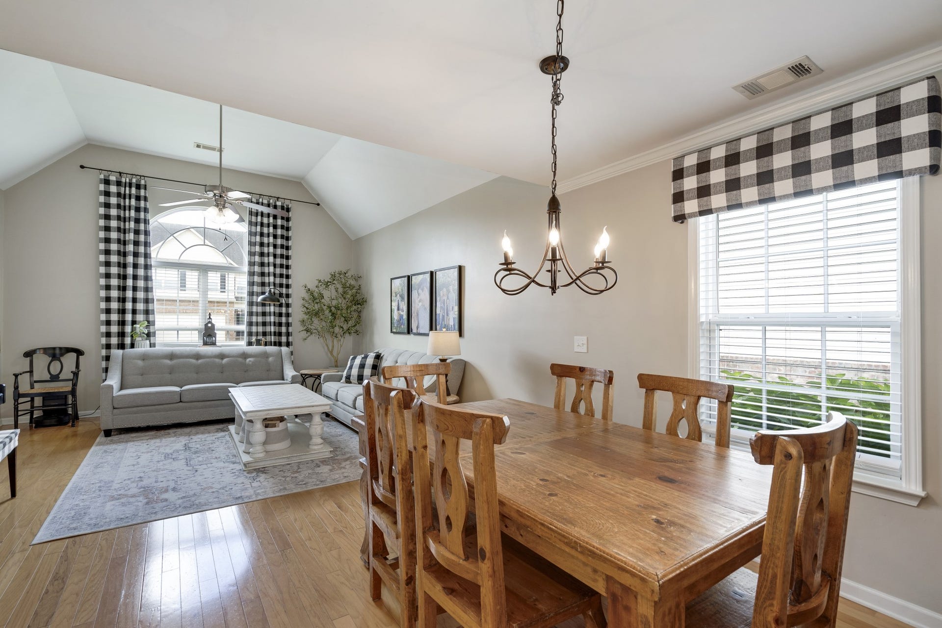 5318 Cloister Dr, Murfreesboro, TN 37128 5318 Cloister Dr, Murfreesboro, TN 37128