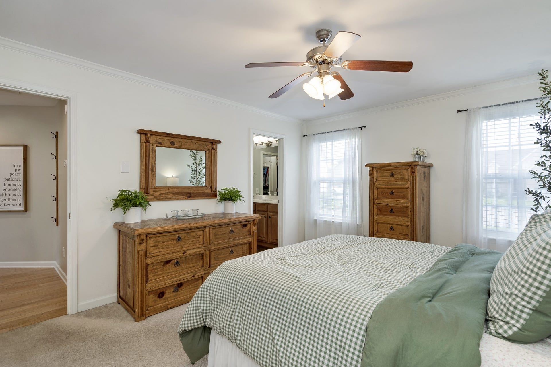 5318 Cloister Dr, Murfreesboro, TN 37128 5318 Cloister Dr, Murfreesboro, TN 37128