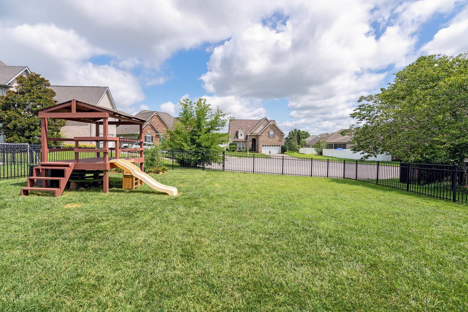 5318 Cloister Dr, Murfreesboro, TN 37128 5318 Cloister Dr, Murfreesboro, TN 37128