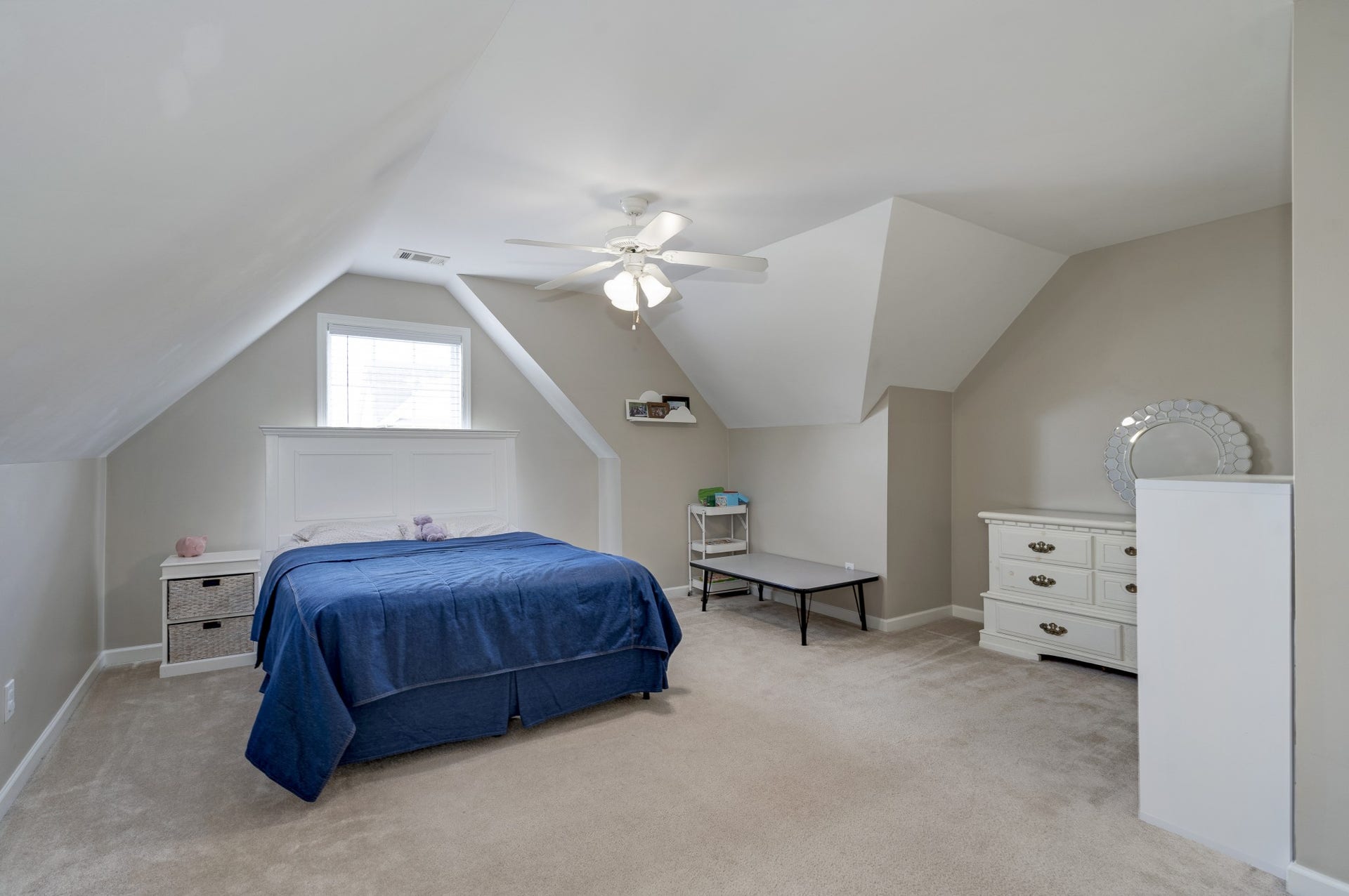 5318 Cloister Dr, Murfreesboro, TN 37128 5318 Cloister Dr, Murfreesboro, TN 37128