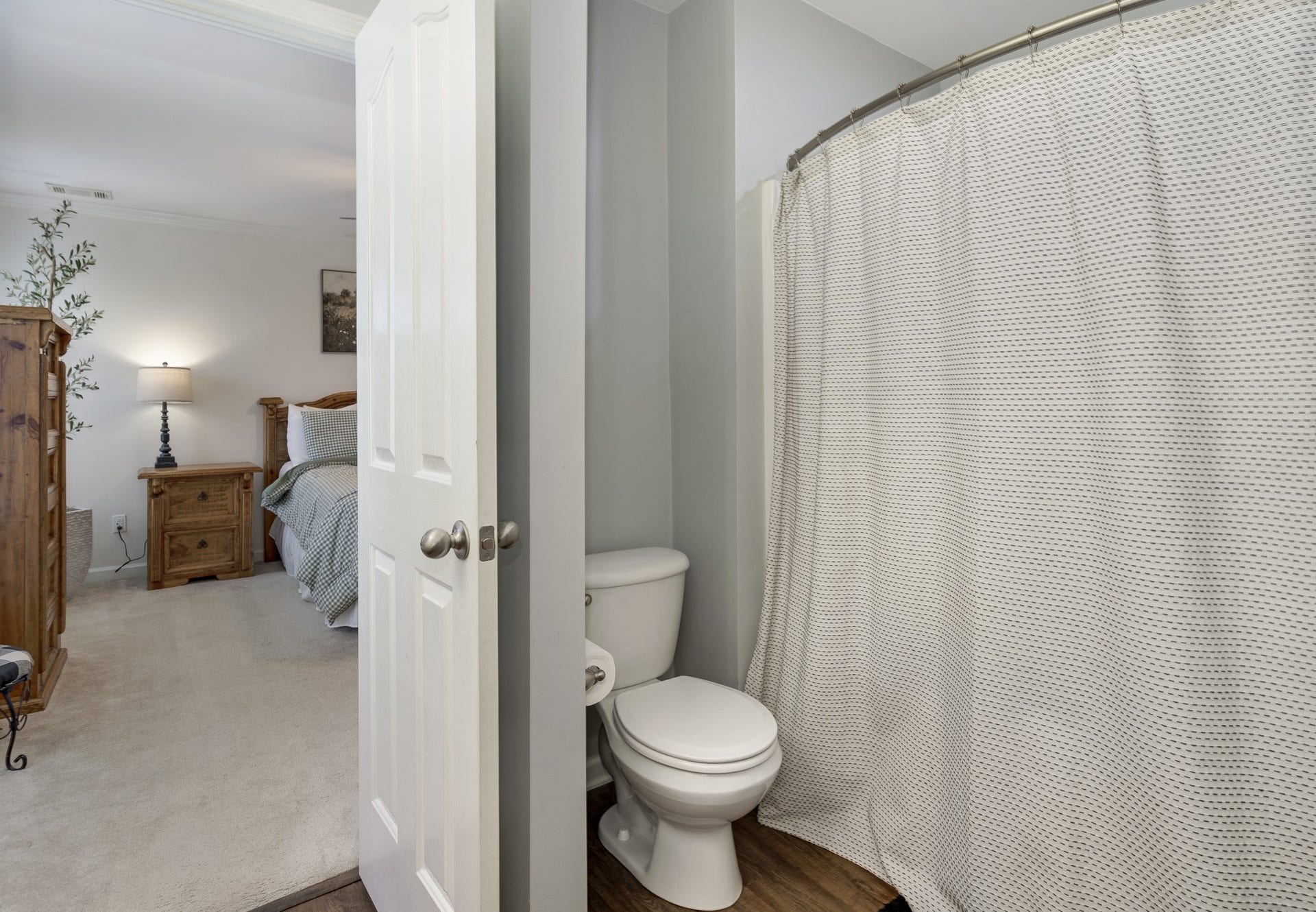 5318 Cloister Dr, Murfreesboro, TN 37128 5318 Cloister Dr, Murfreesboro, TN 37128