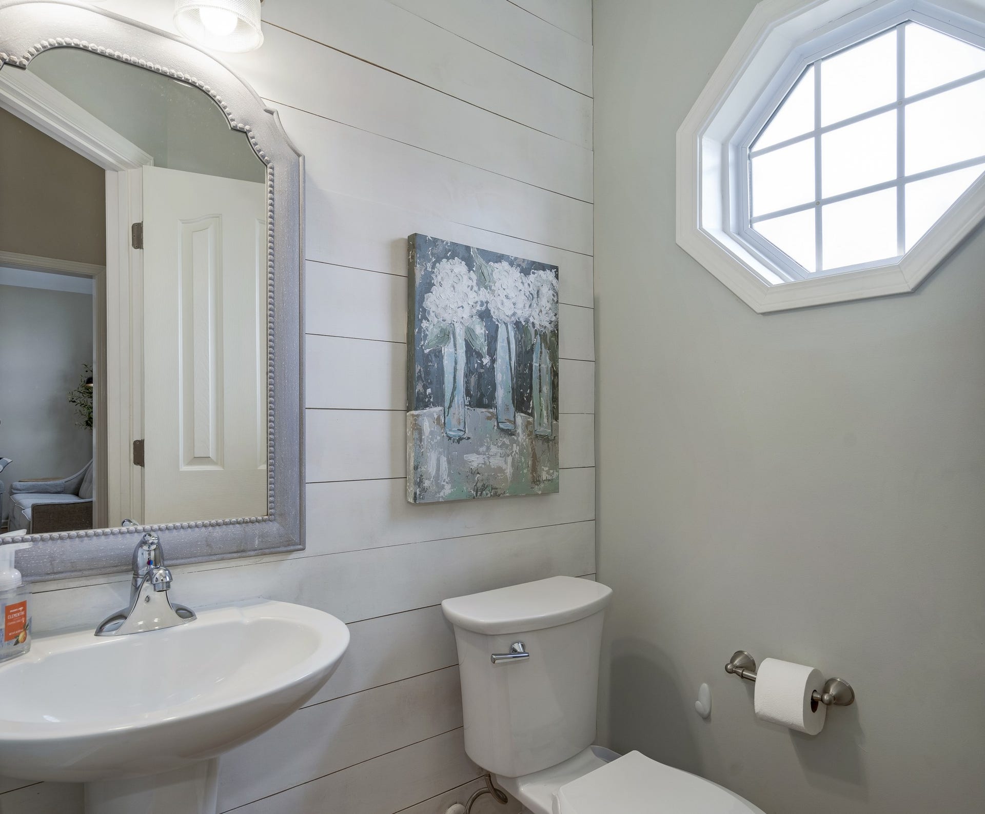 5318 Cloister Dr, Murfreesboro, TN 37128 5318 Cloister Dr, Murfreesboro, TN 37128