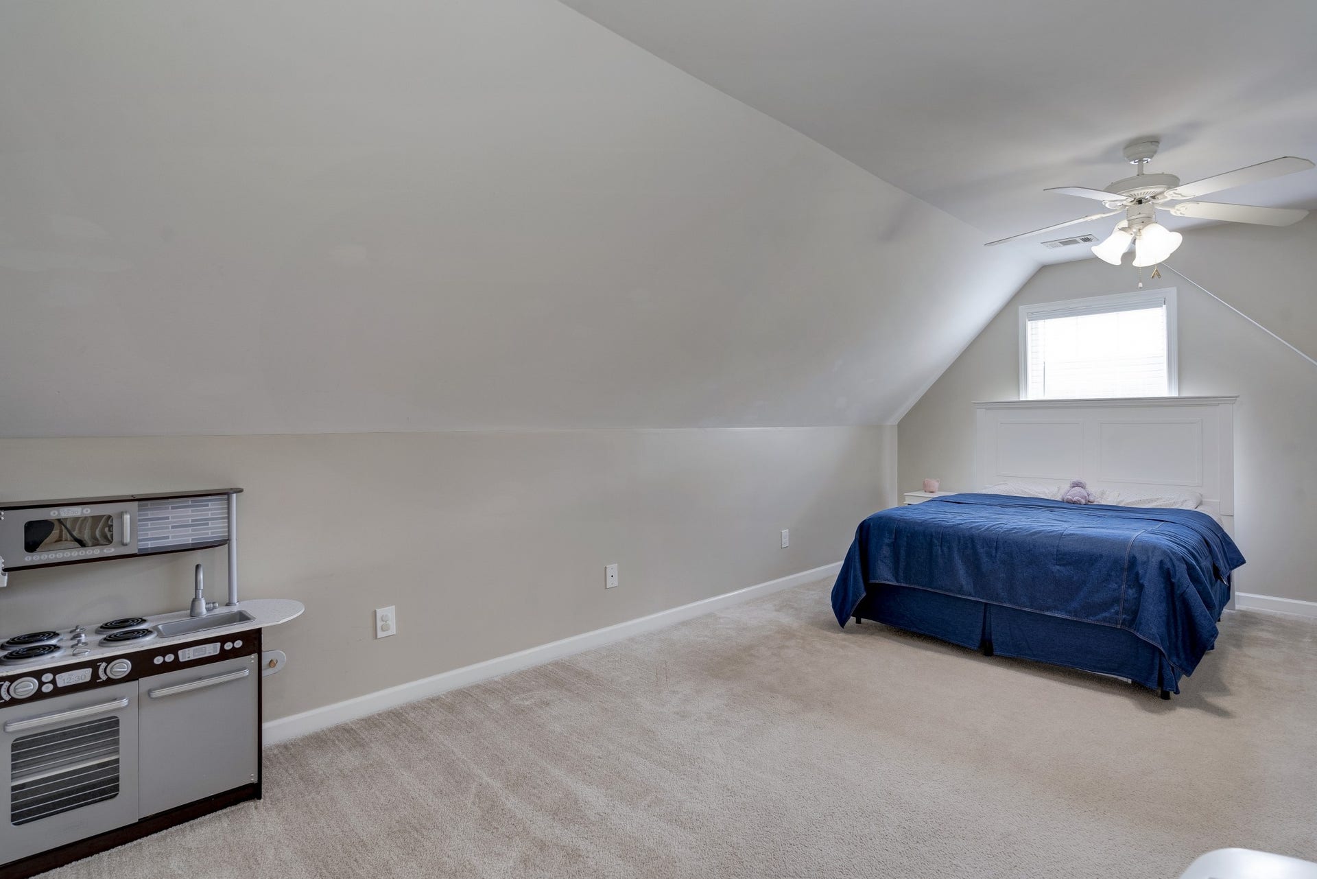 5318 Cloister Dr, Murfreesboro, TN 37128 5318 Cloister Dr, Murfreesboro, TN 37128