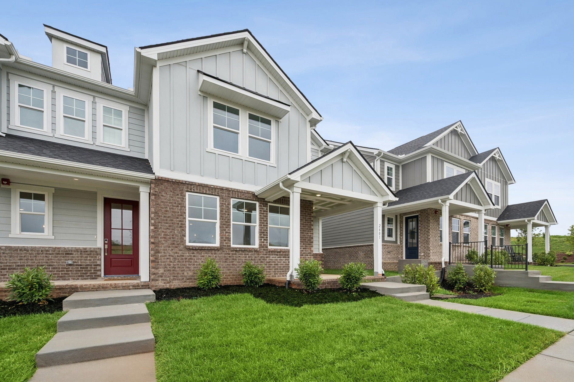 2601 Peaceful Valley Dr, Columbia, TN 38401 Front Exterior