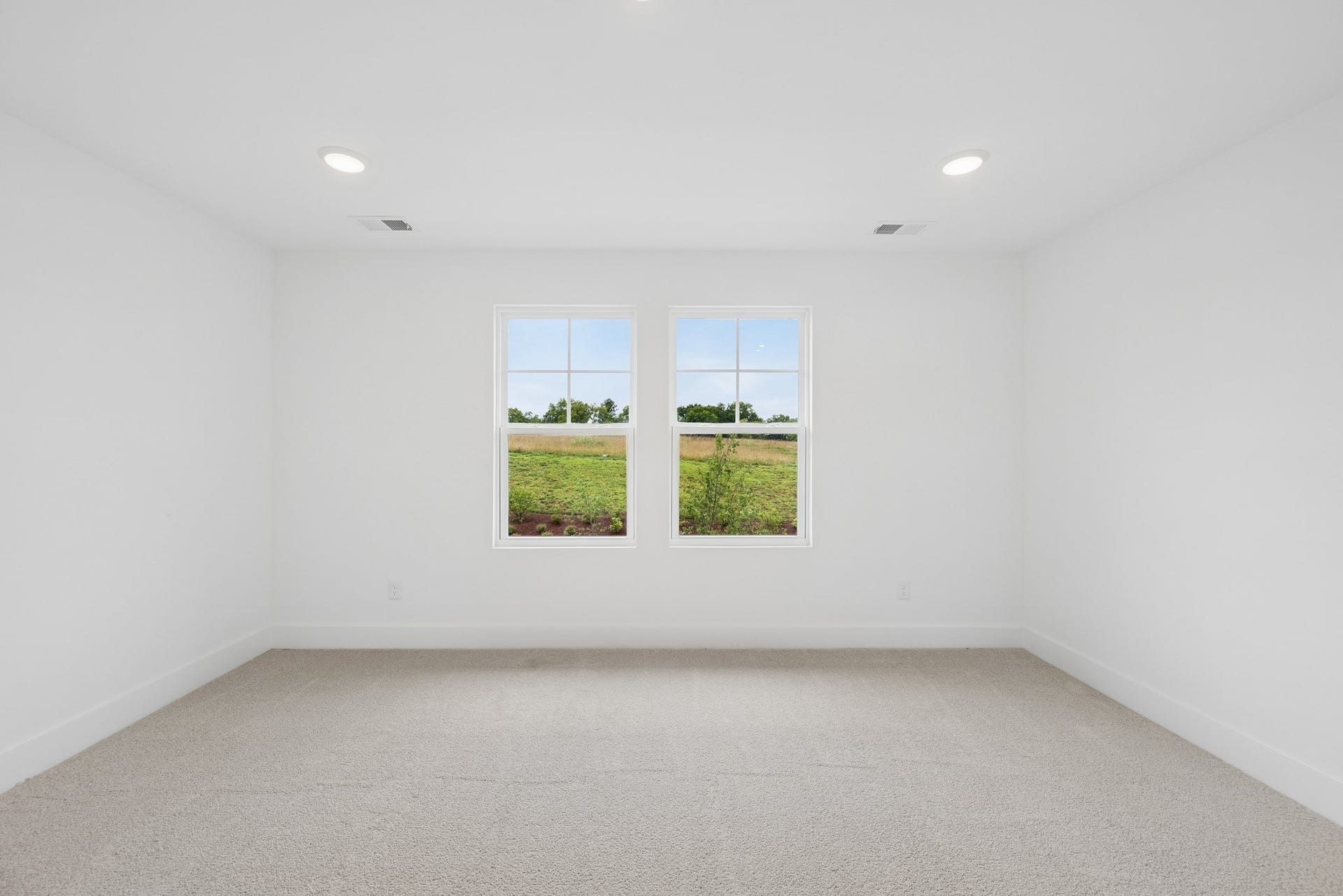 2601 Peaceful Valley Dr, Columbia, TN 38401 Owner's Suite